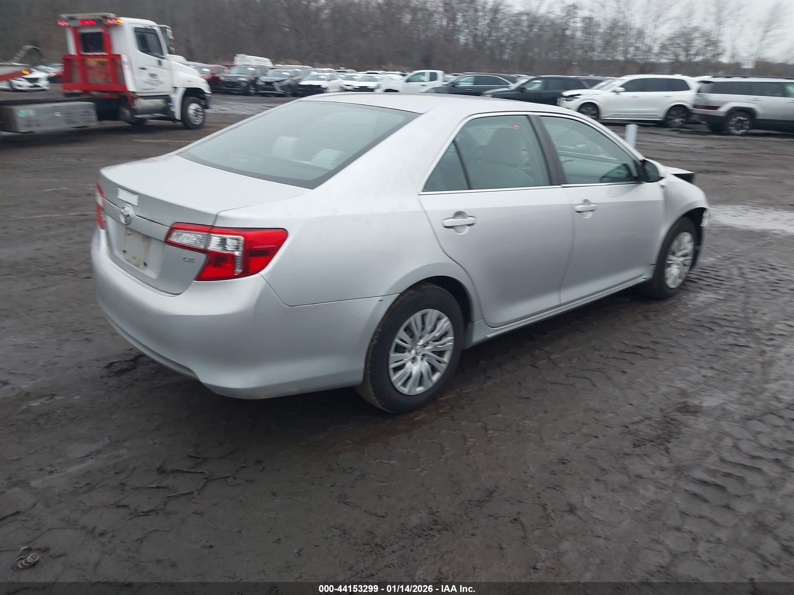 TOYOTA CAMRY image 4