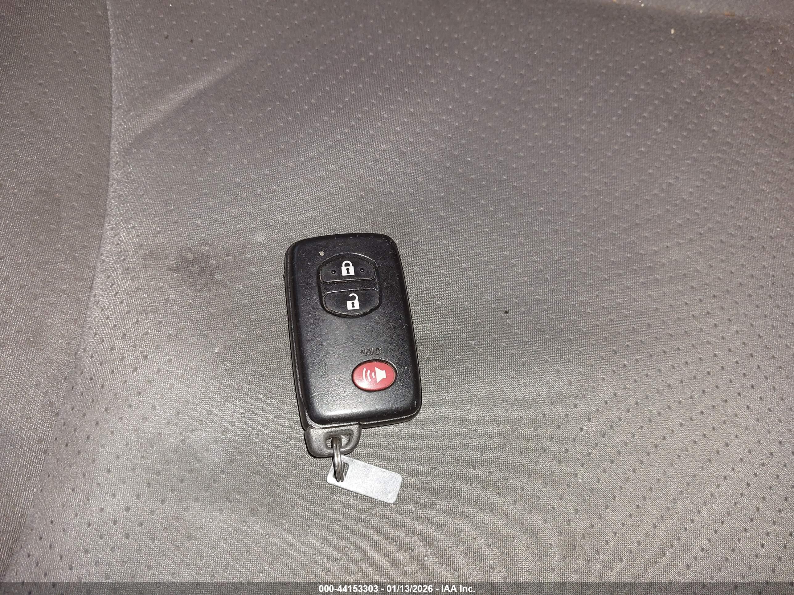 TOYOTA PRIUS image 11