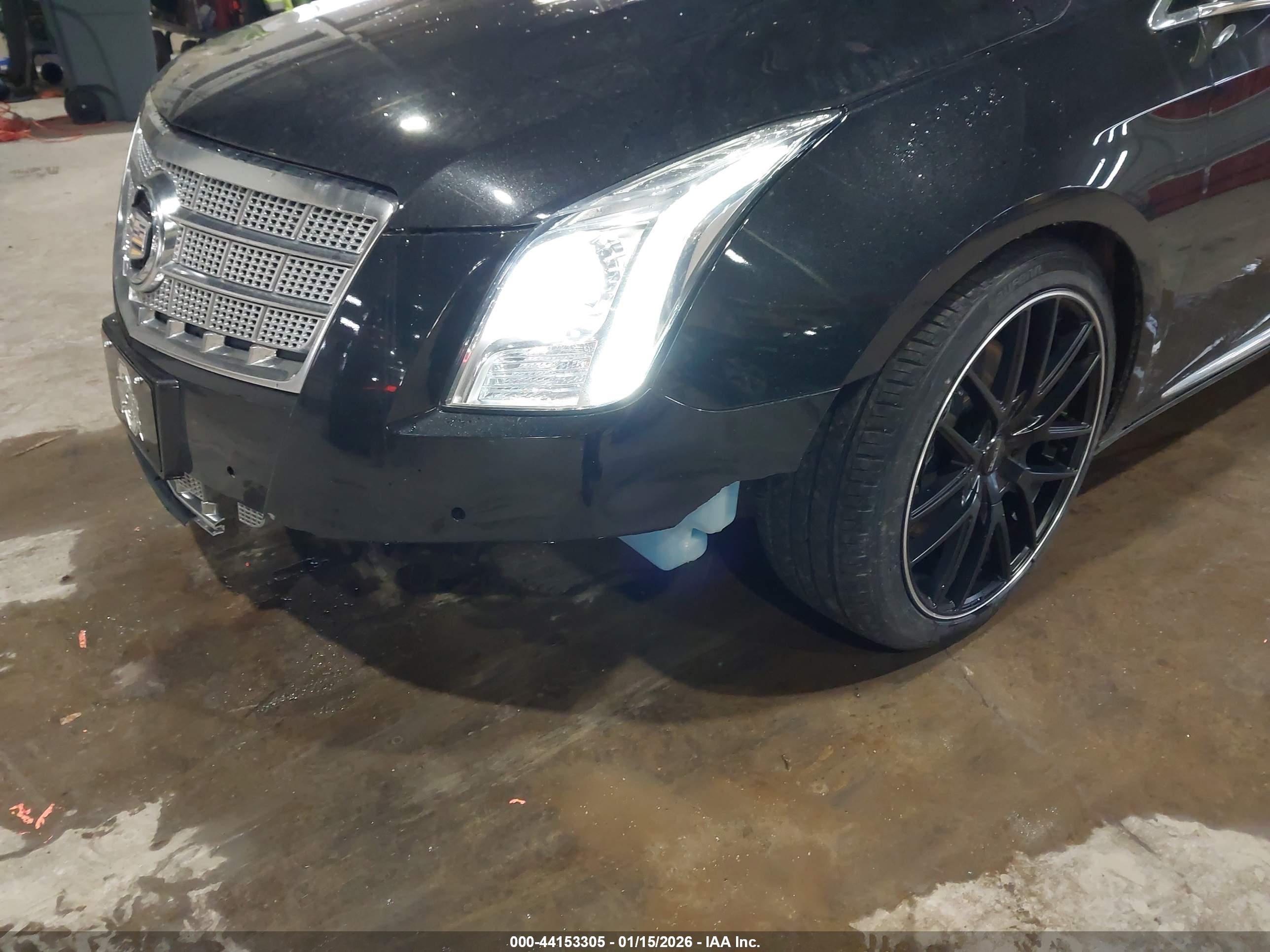 CADILLAC XTS image 6