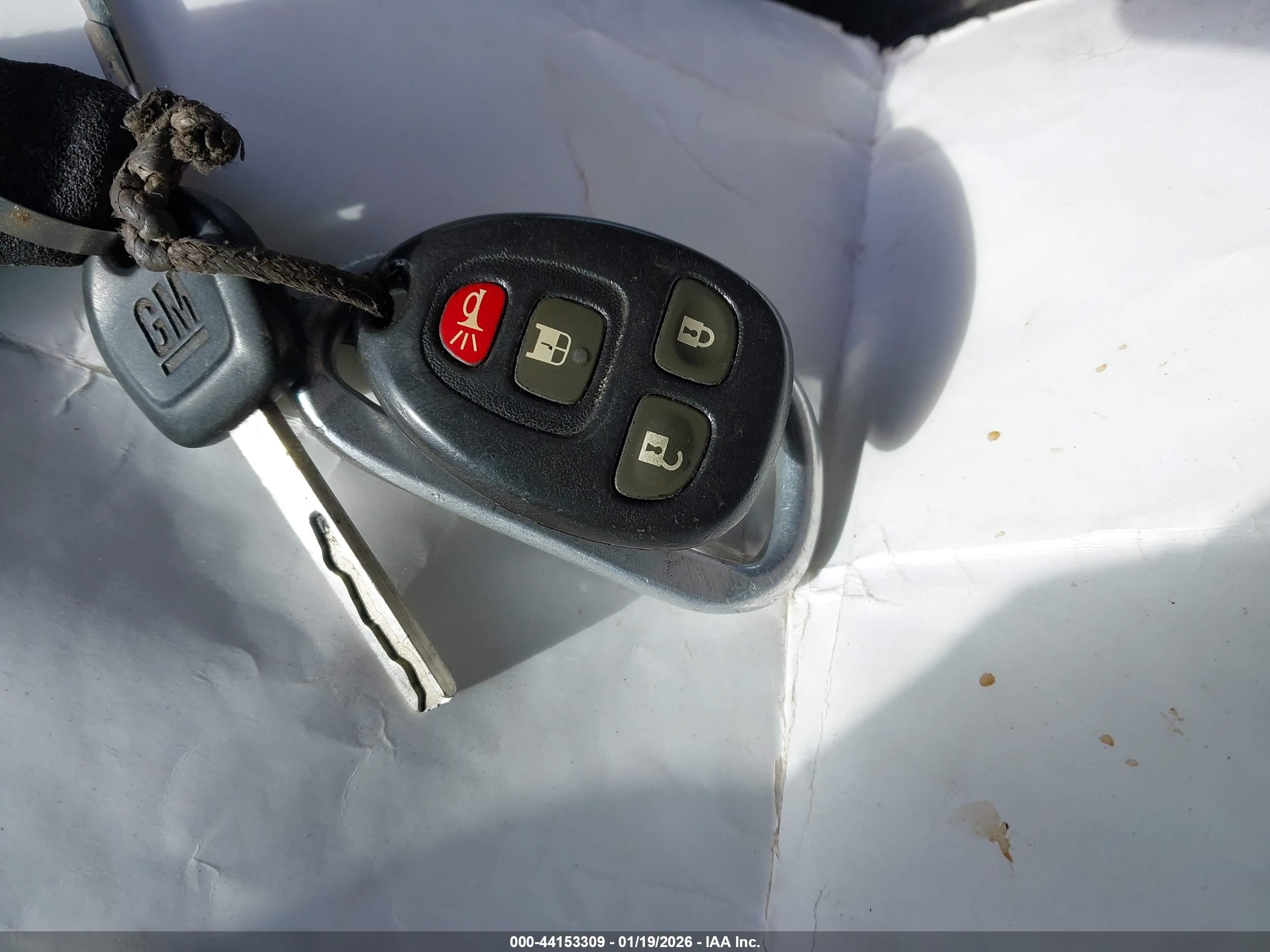 CHEVROLET EXPRESS image 11