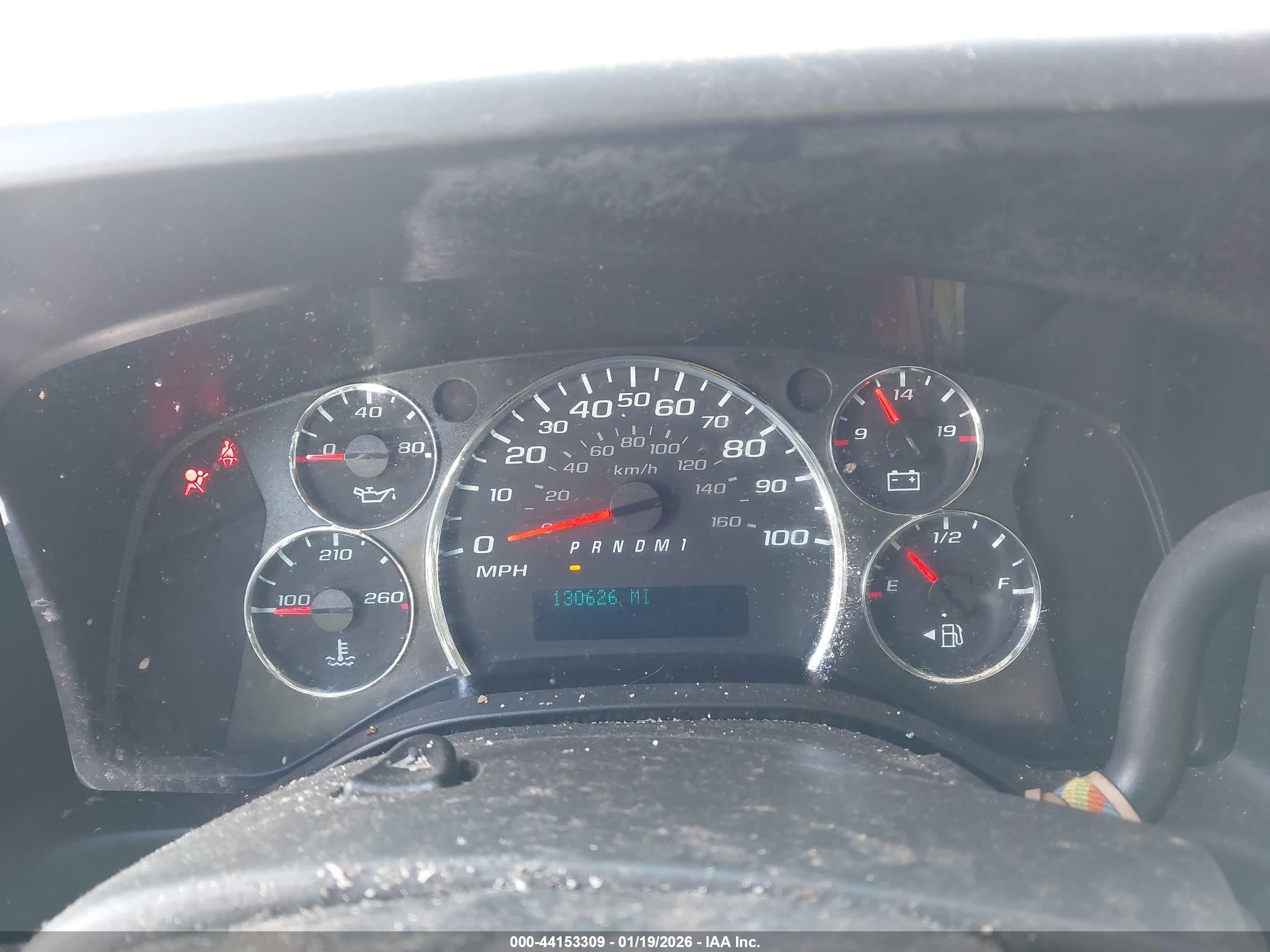 CHEVROLET EXPRESS image 7