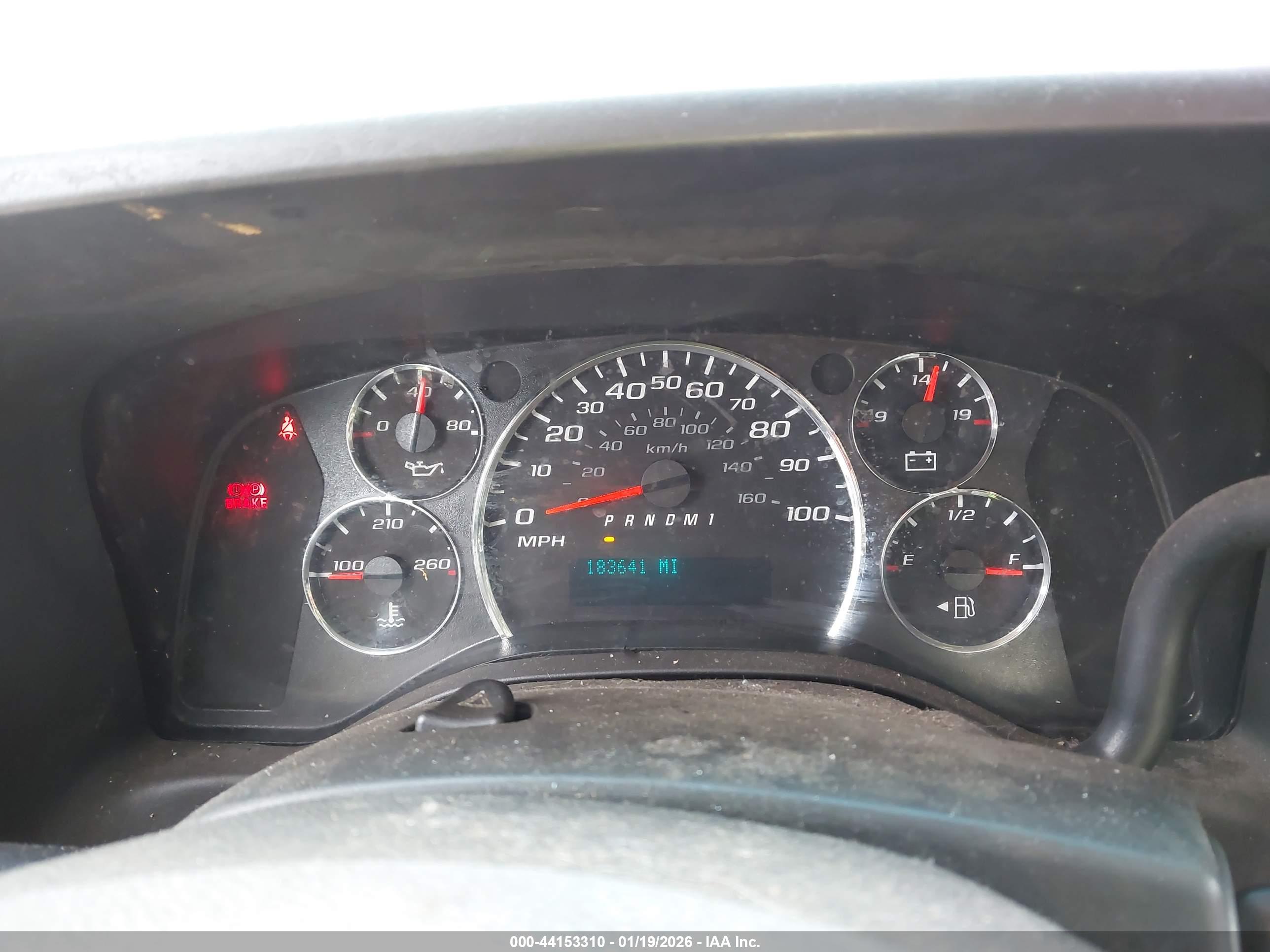 CHEVROLET EXPRESS image 7