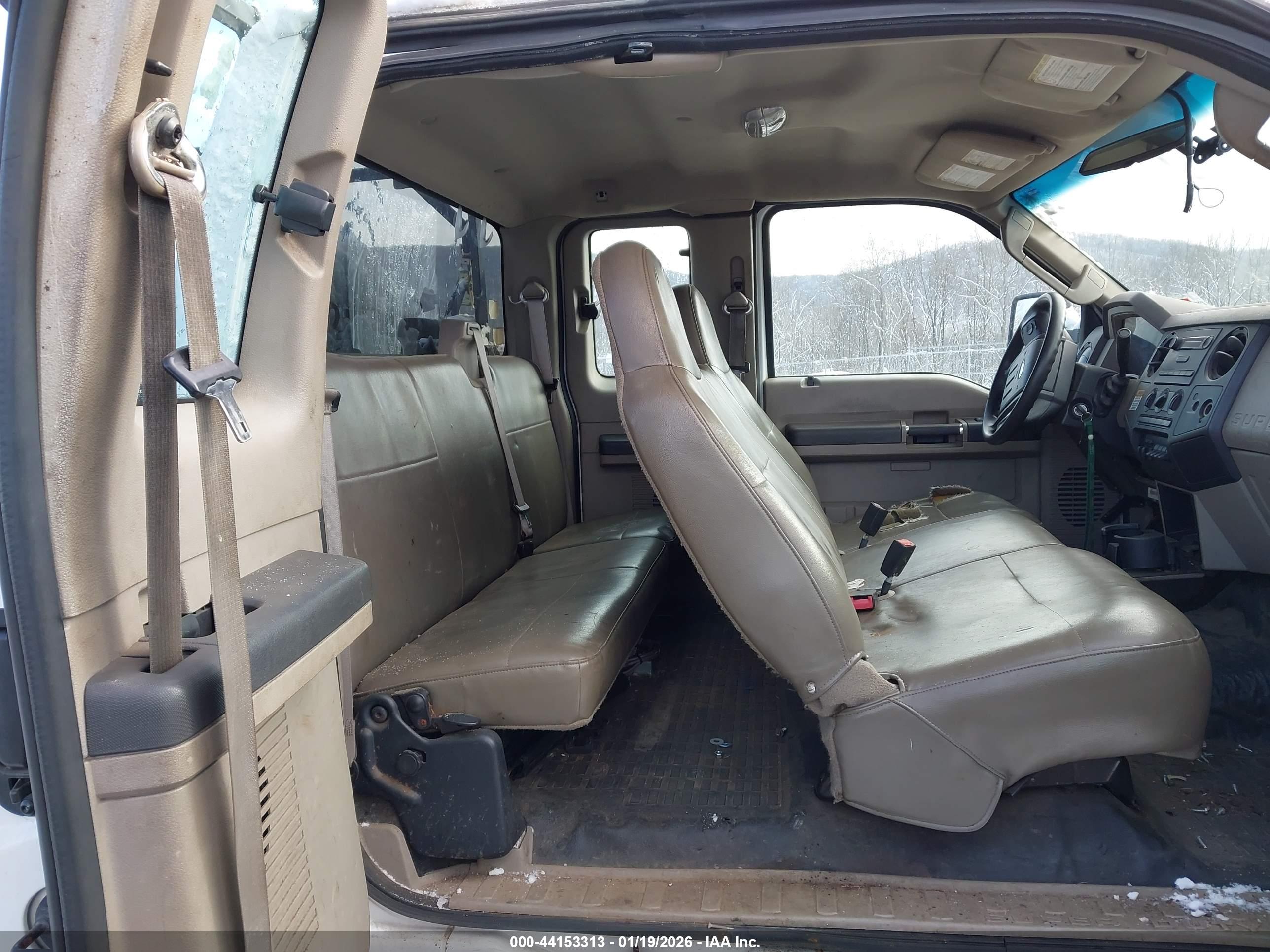 FORD F-350 image 8