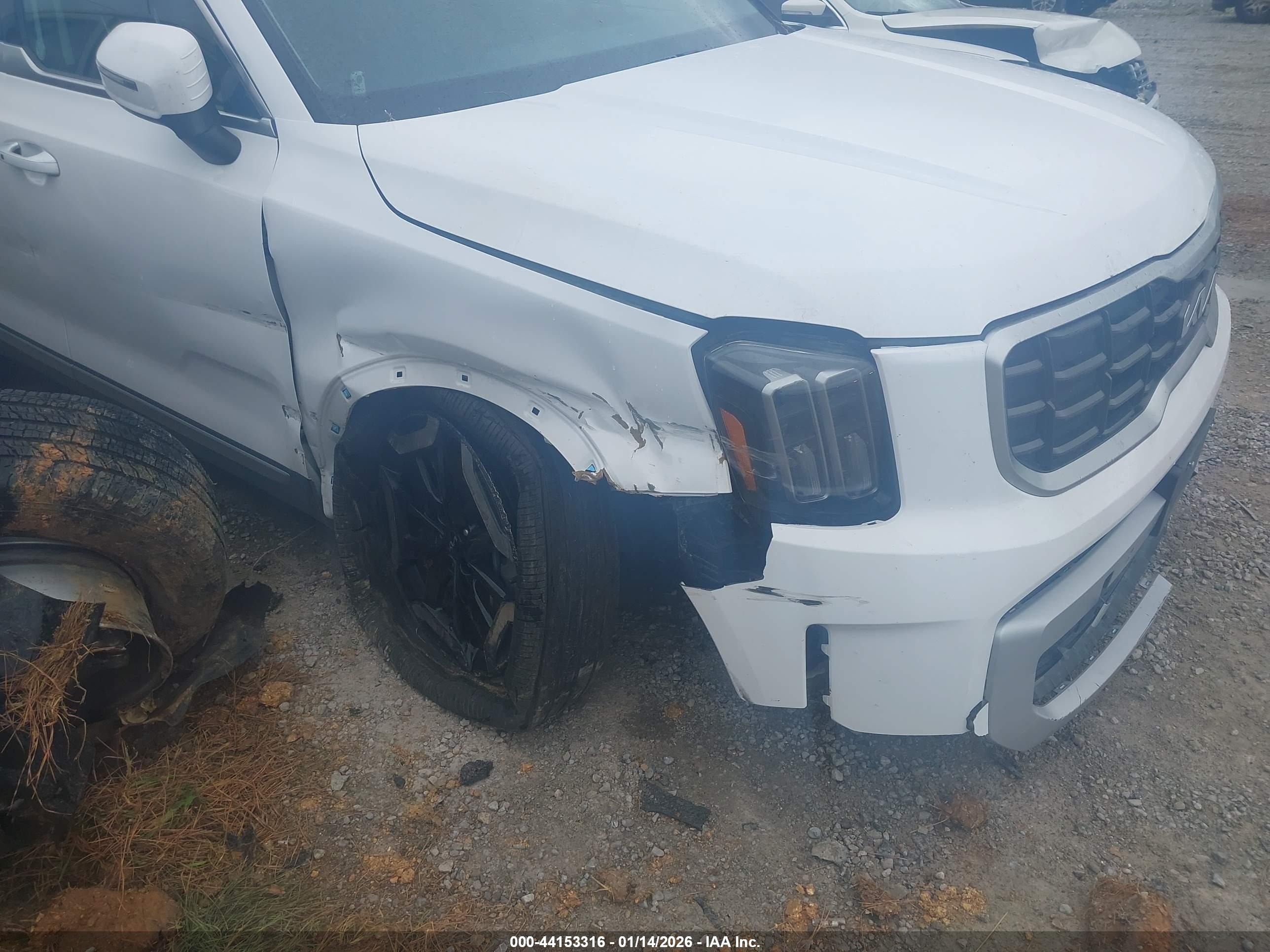 KIA TELLURIDE image 6