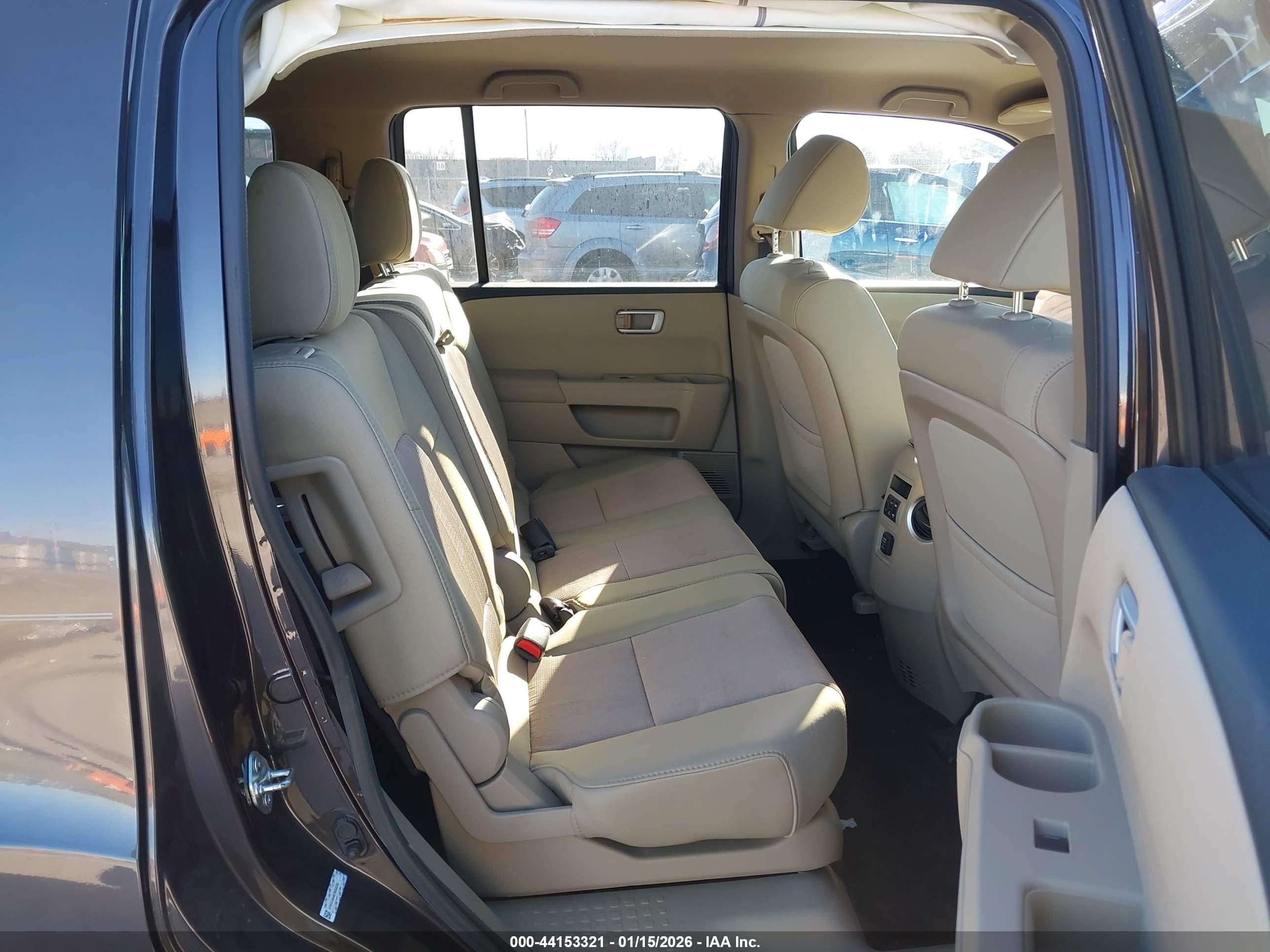 HONDA PILOT image 8