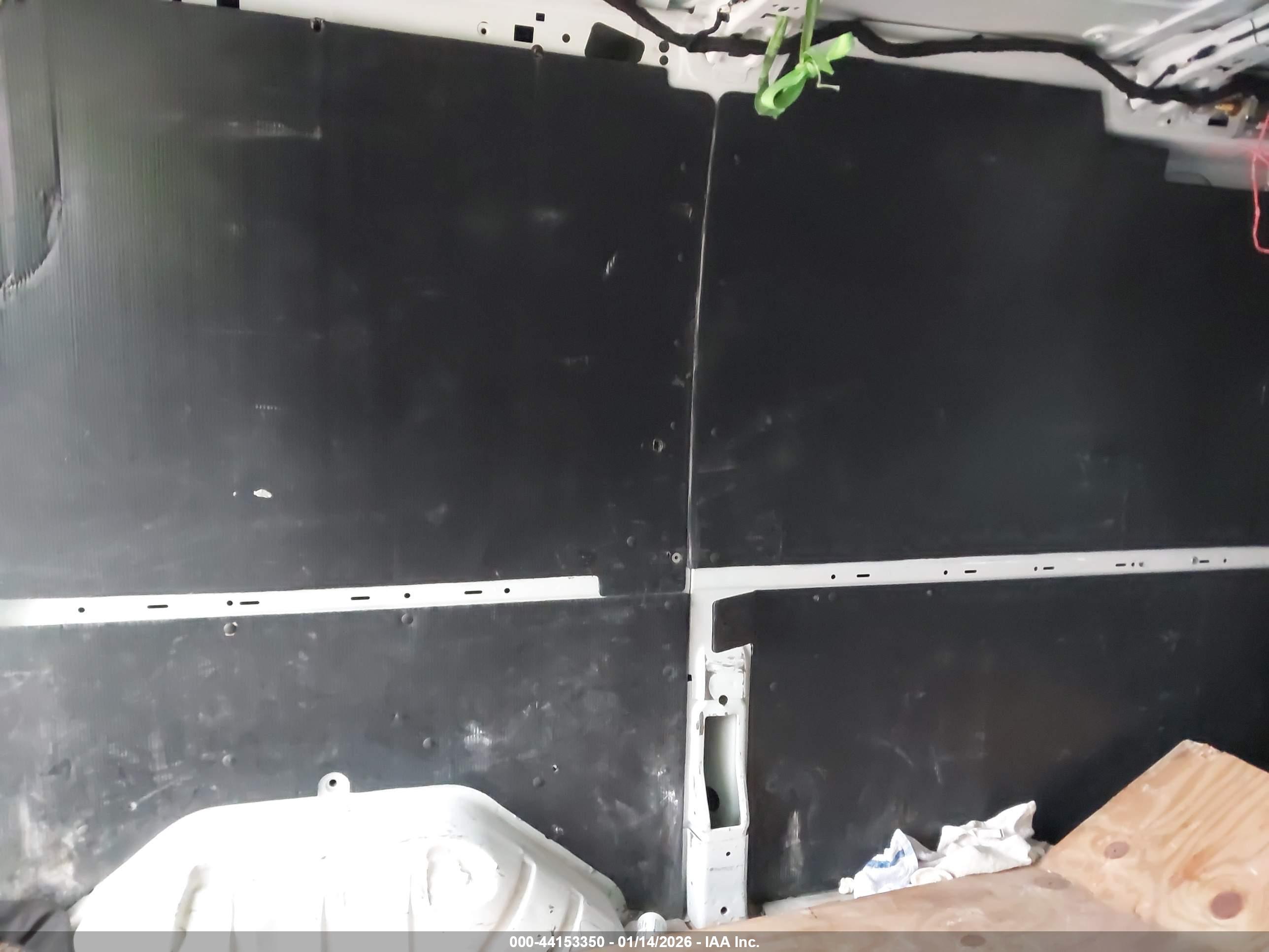 FORD TRANSIT-250 image 8
