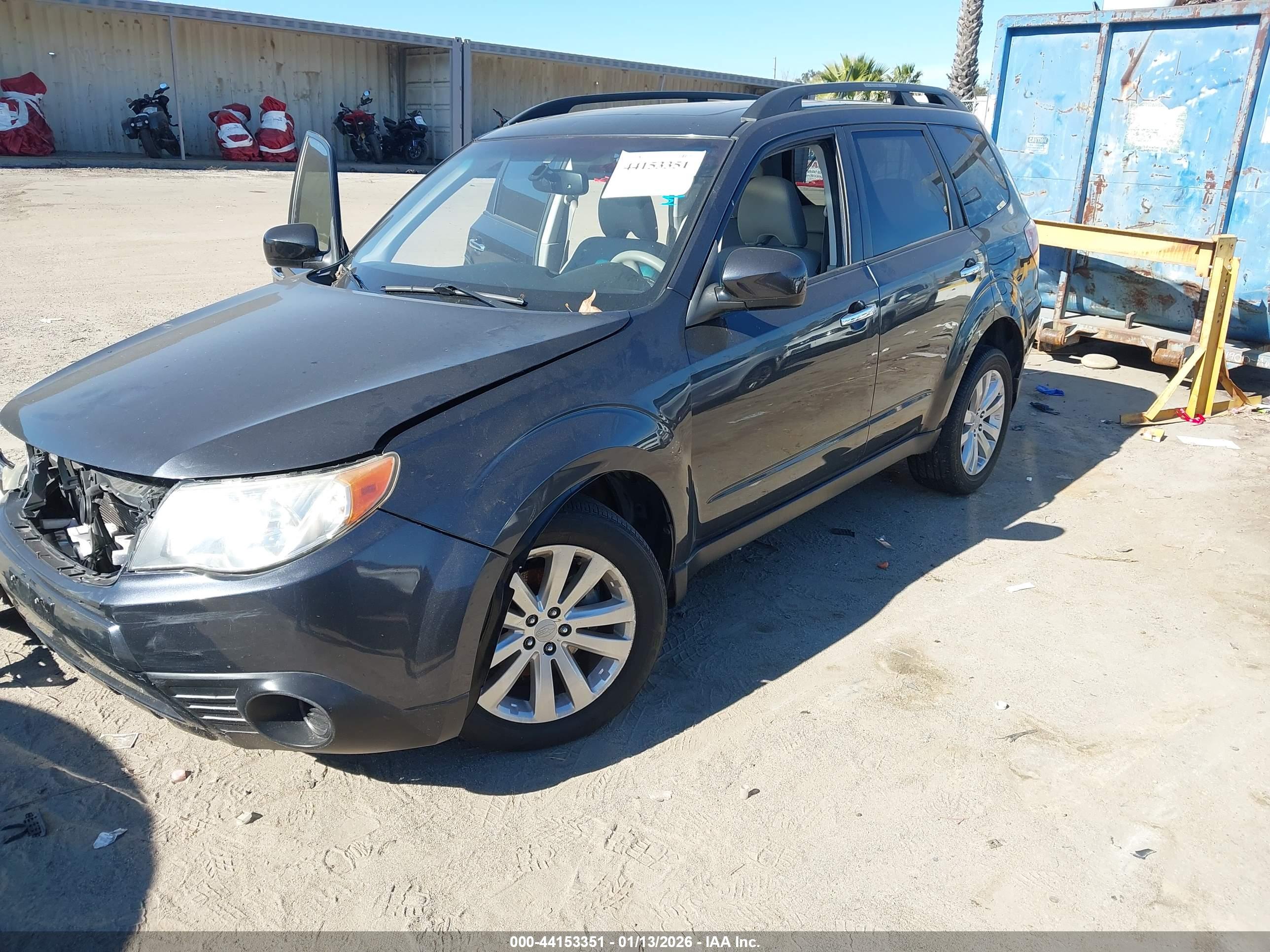 SUBARU FORESTER image 2