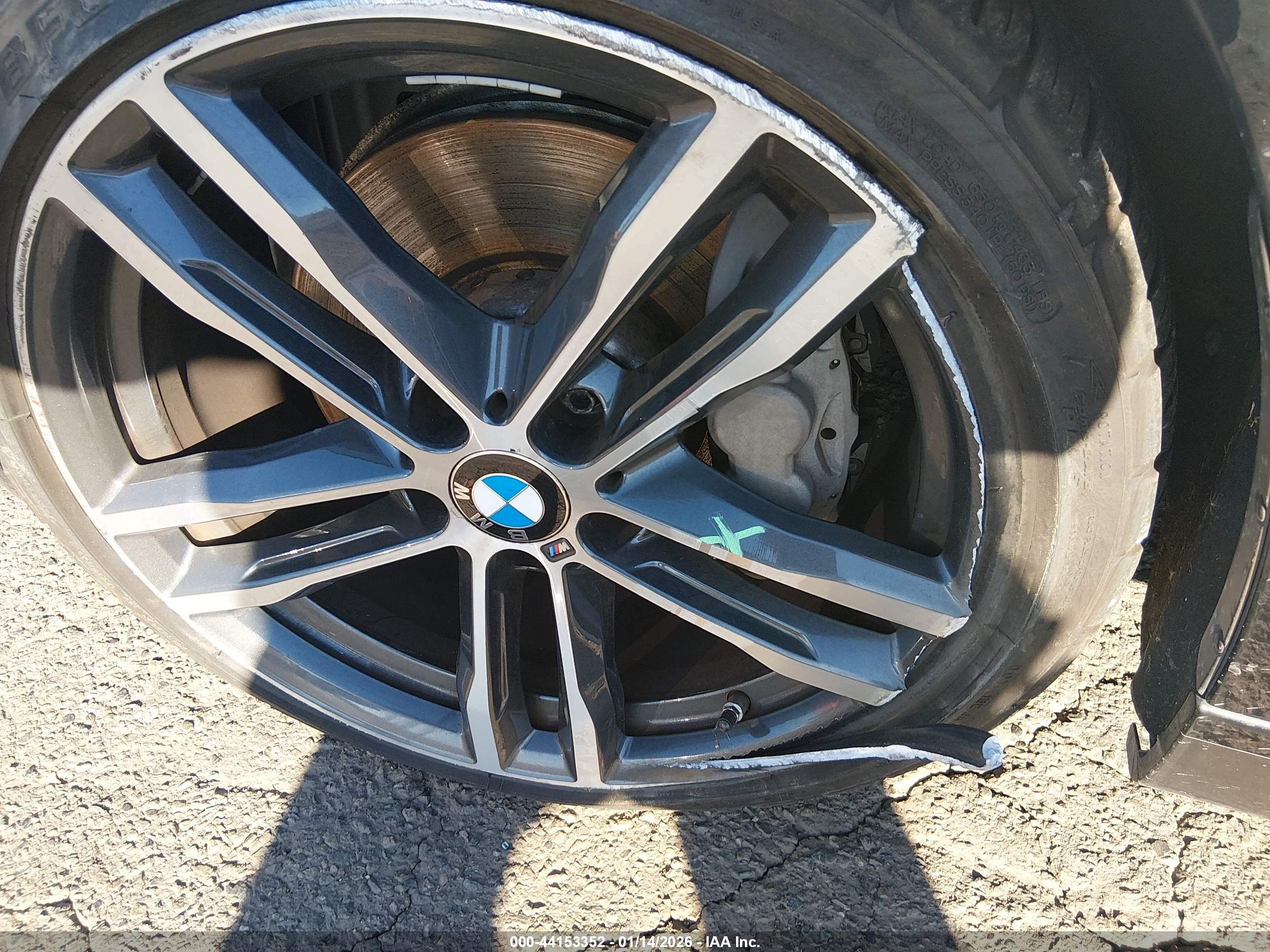 BMW 340I image 6