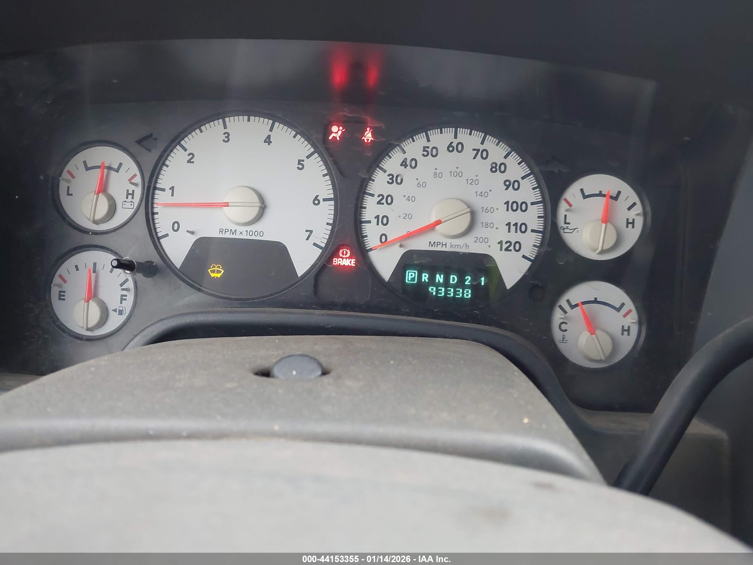 DODGE RAM image 7