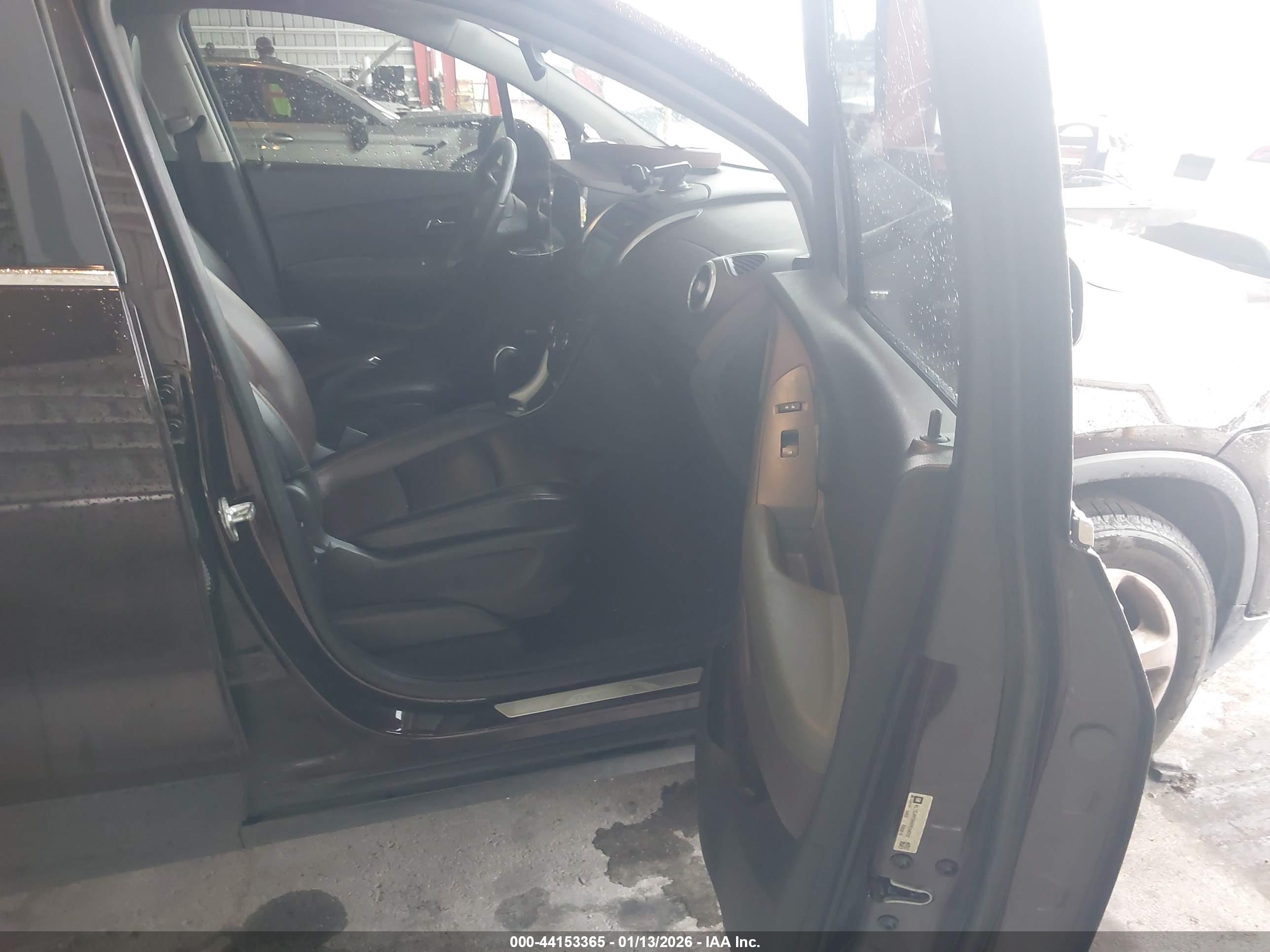 CHEVROLET TRAX image 5