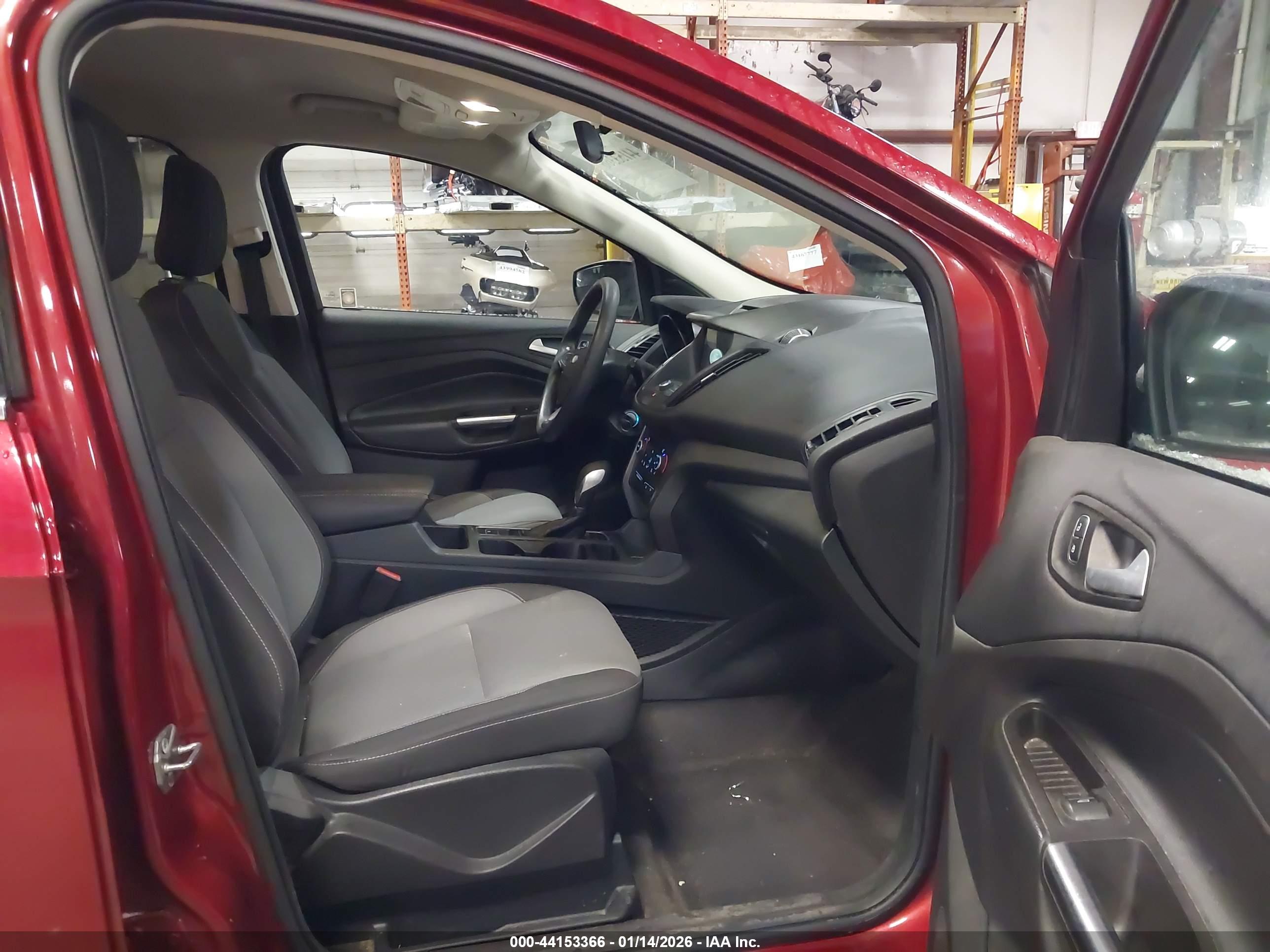FORD ESCAPE image 5
