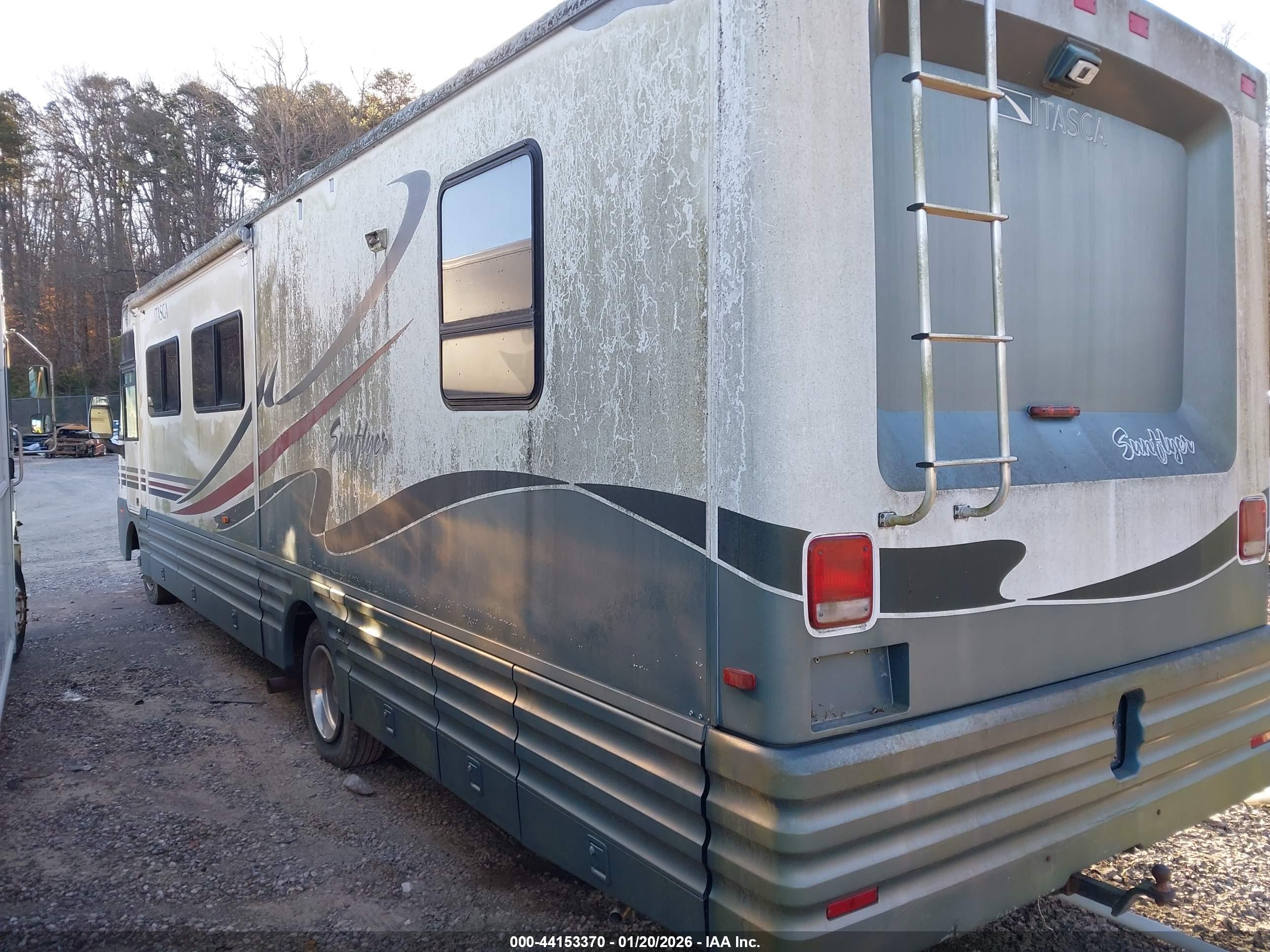 FORD F550 image 3