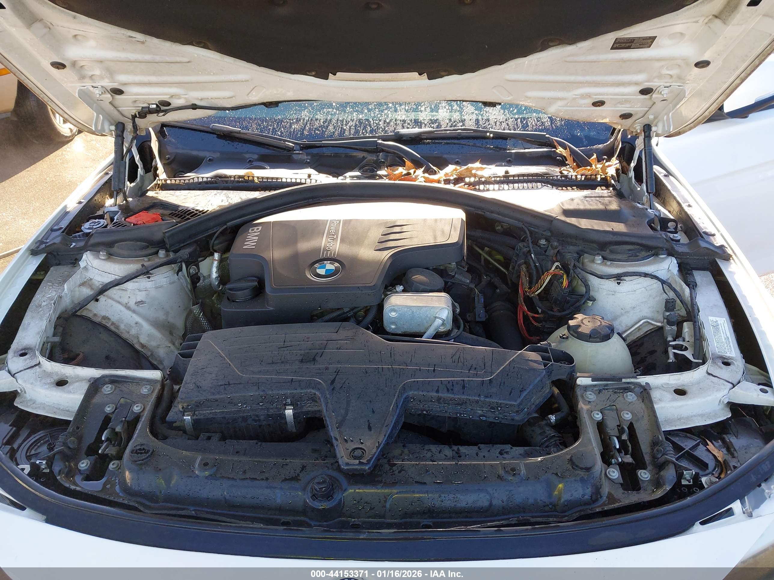 BMW 328I image 10