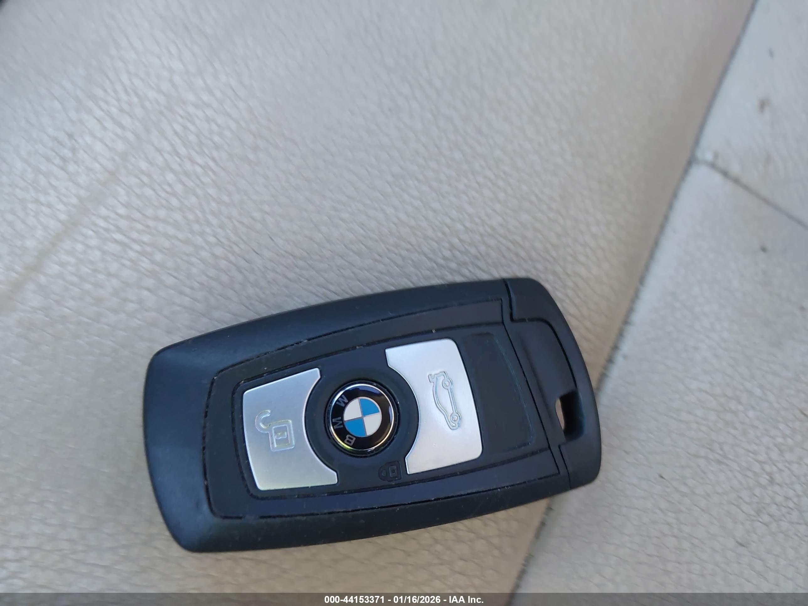 BMW 328I image 11