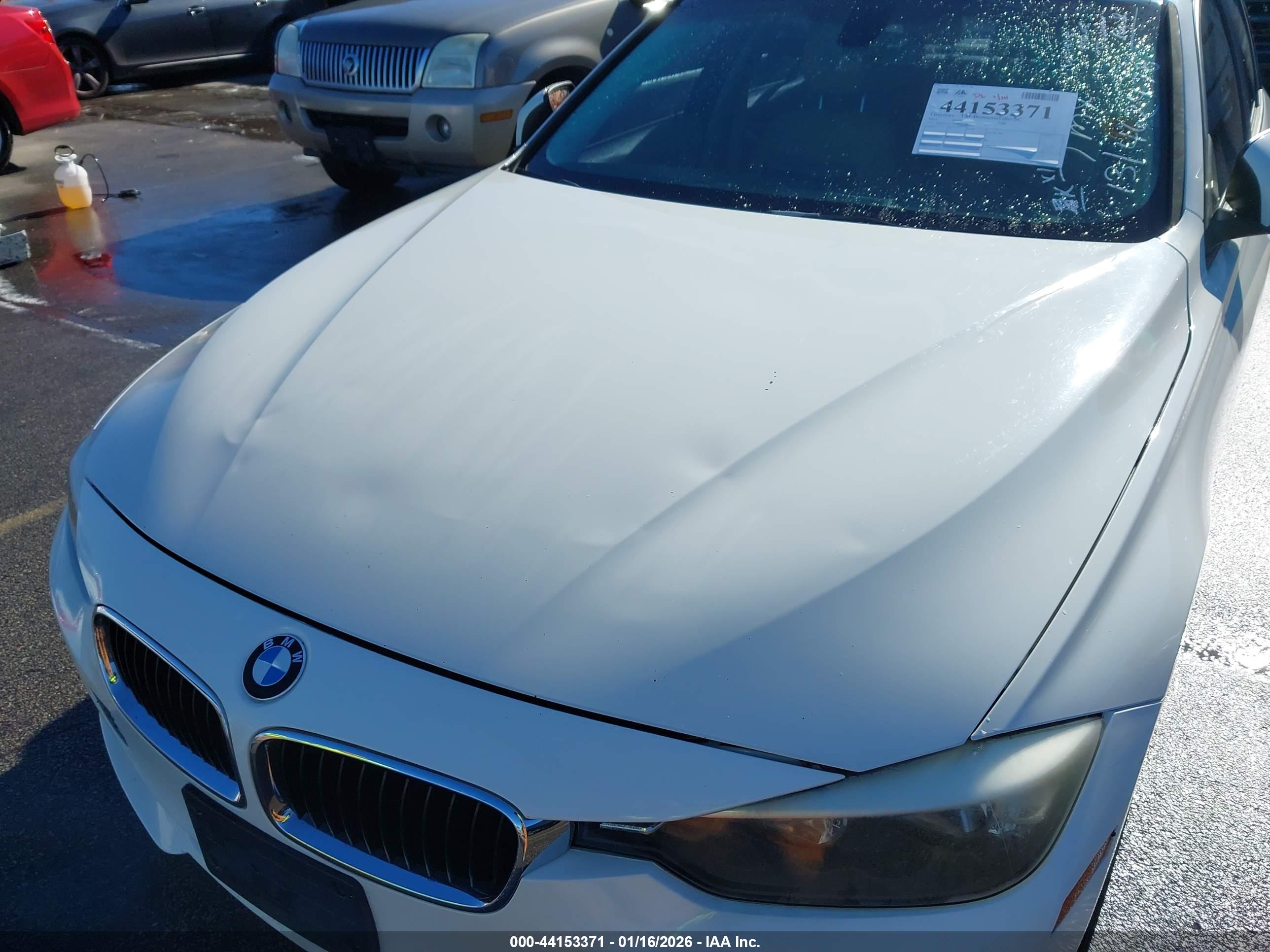 BMW 328I image 6