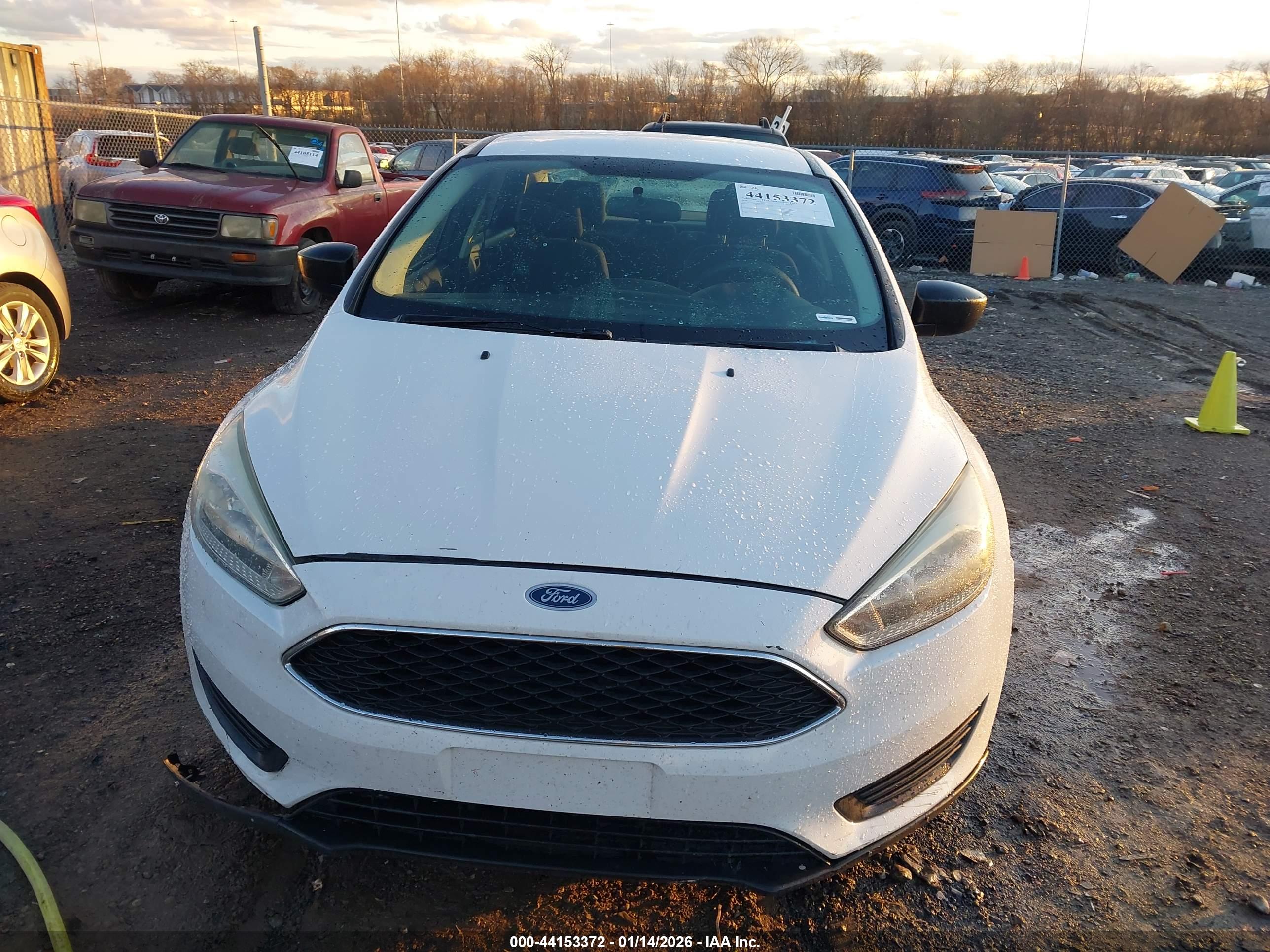 FORD FOCUS image 6