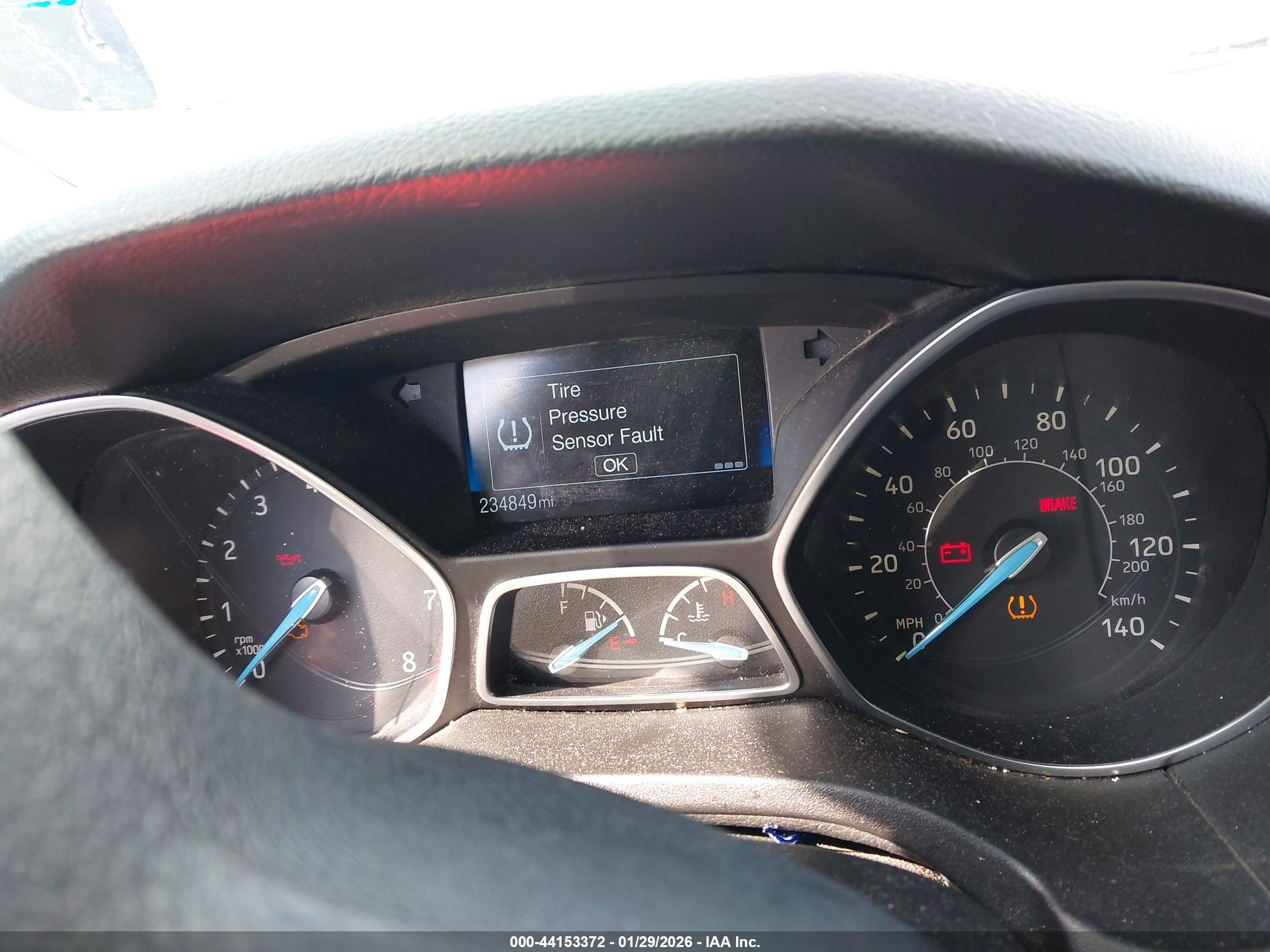 FORD FOCUS image 7