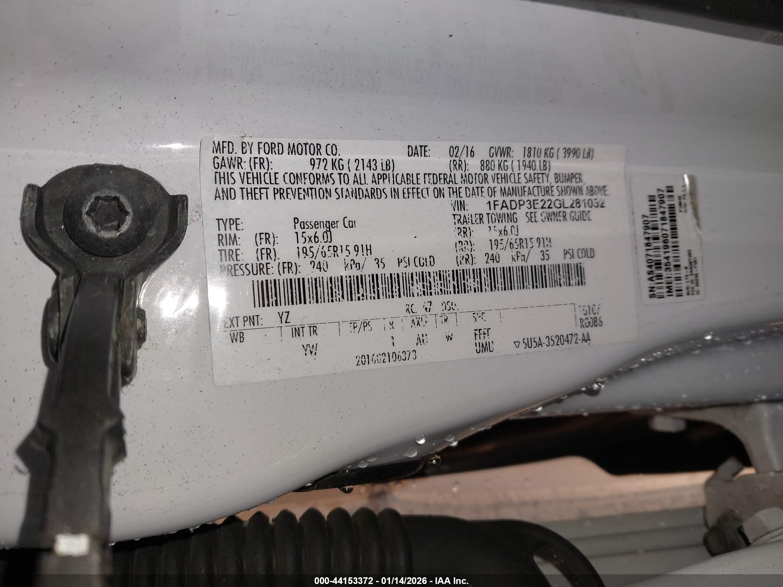 FORD FOCUS image 9
