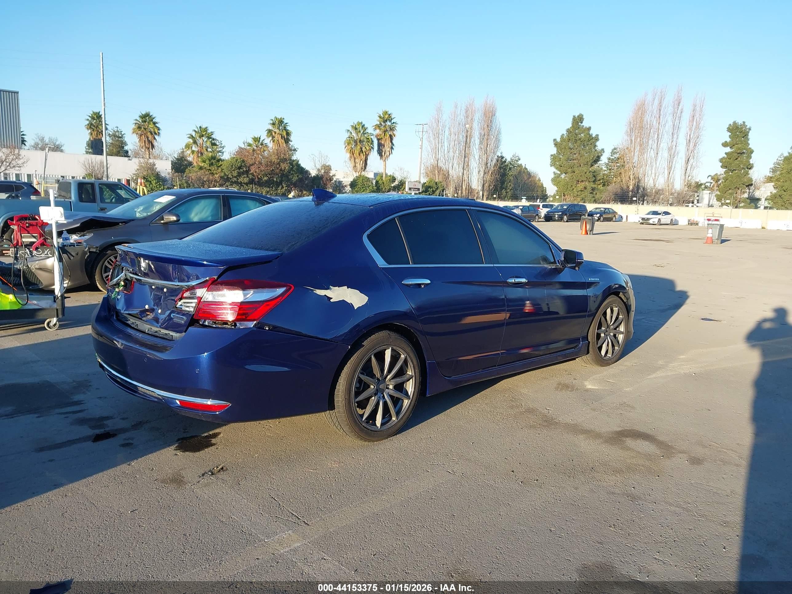 HONDA ACCORD image 4