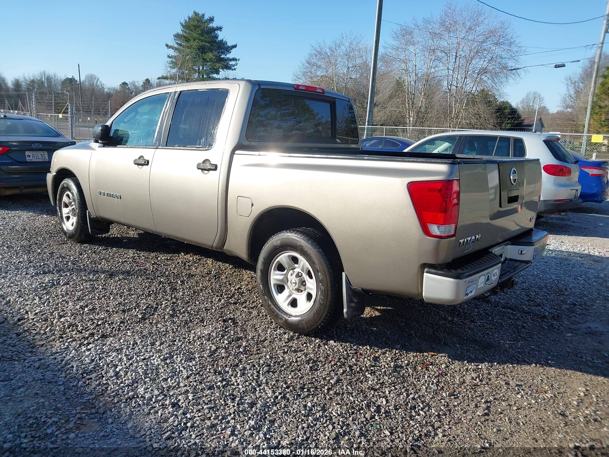 NISSAN TITAN image 3