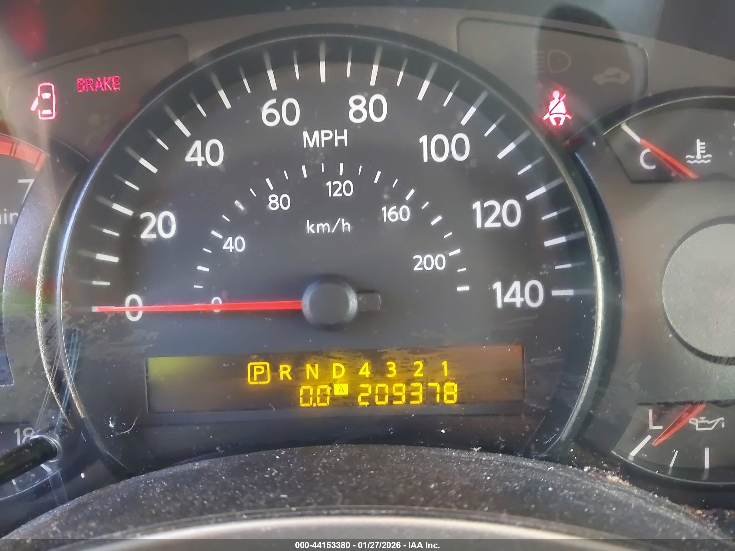 NISSAN TITAN image 7