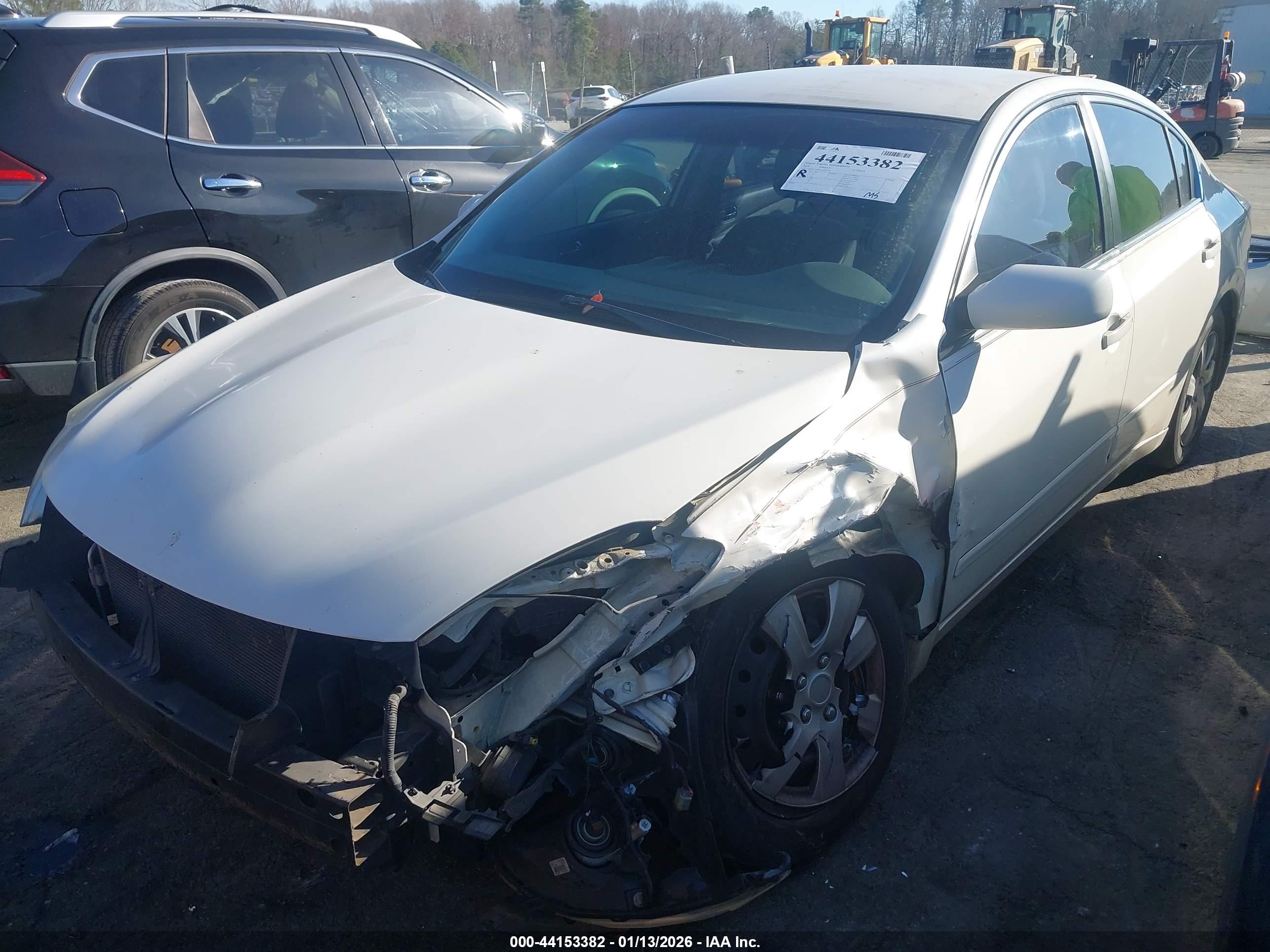 NISSAN ALTIMA image 2