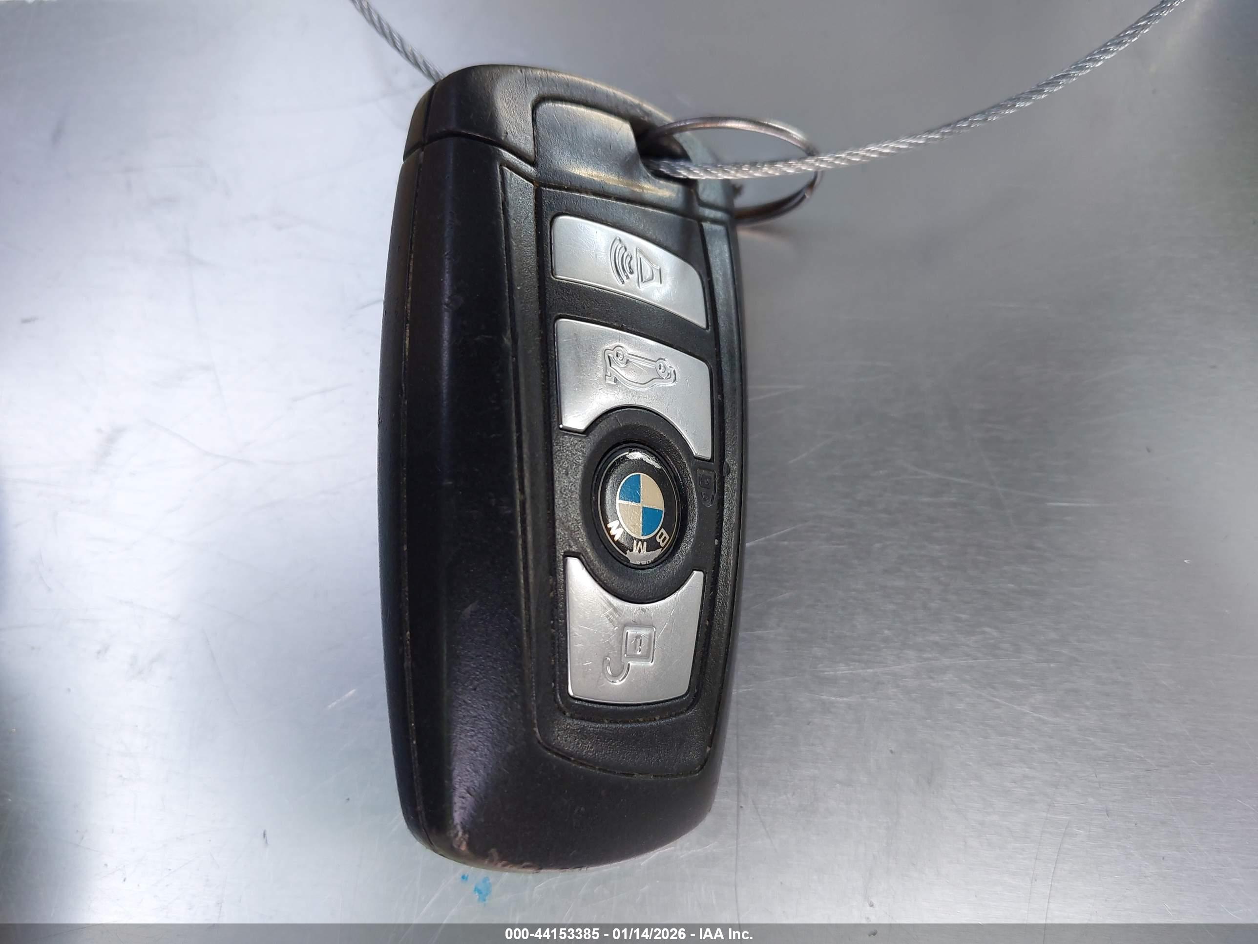 BMW 528I image 11