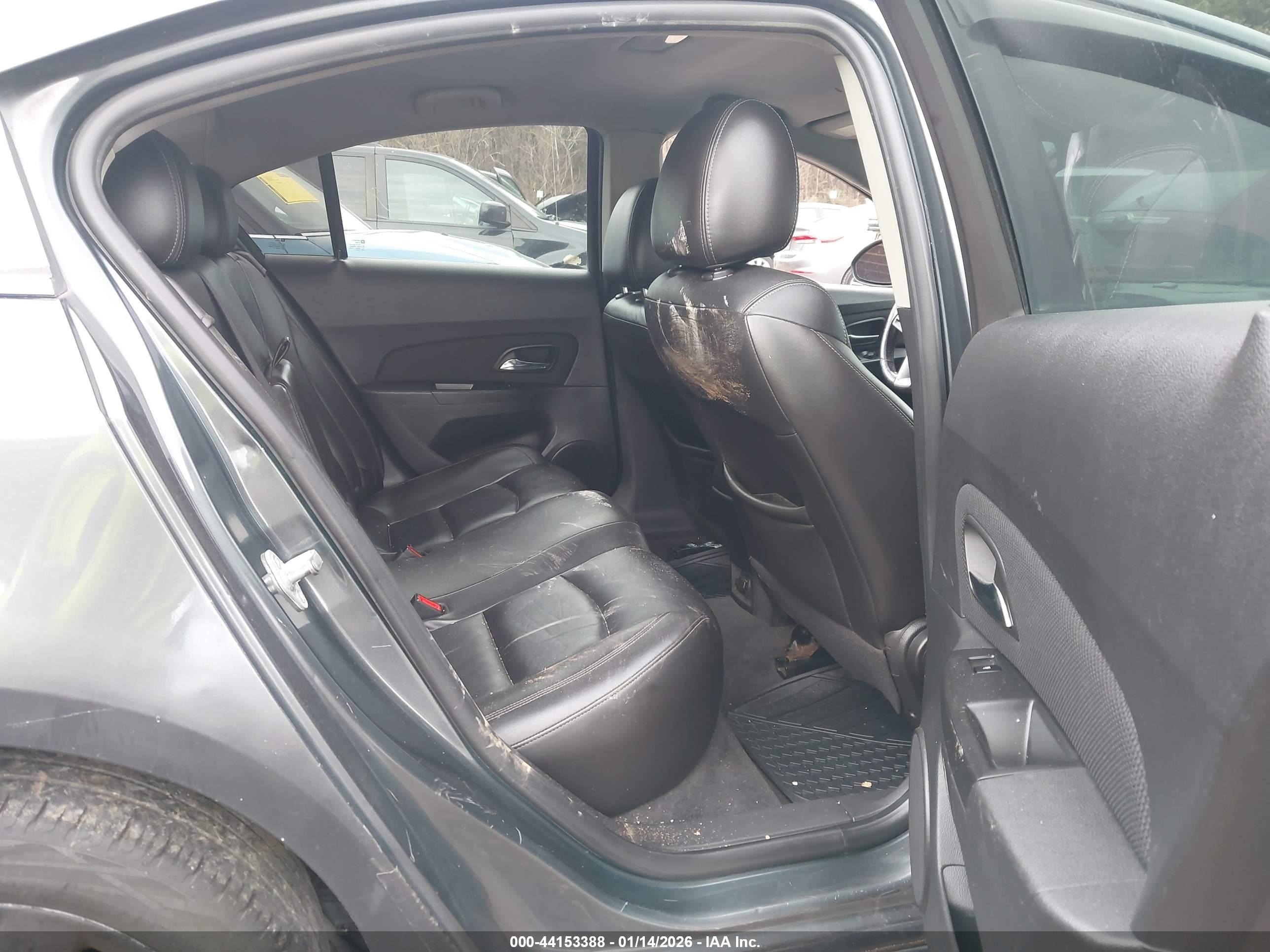 CHEVROLET CRUZE image 8