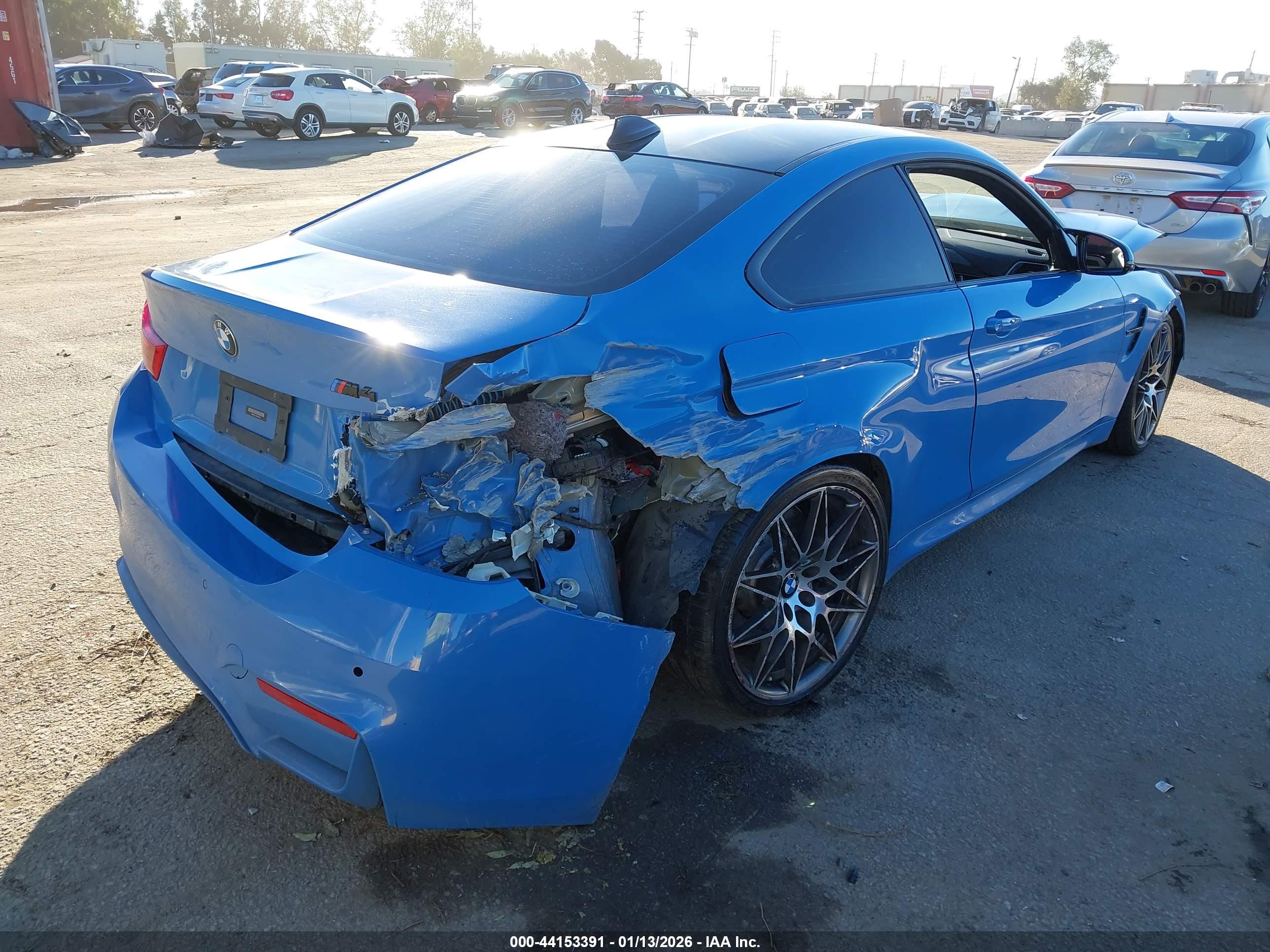 BMW M4 image 4