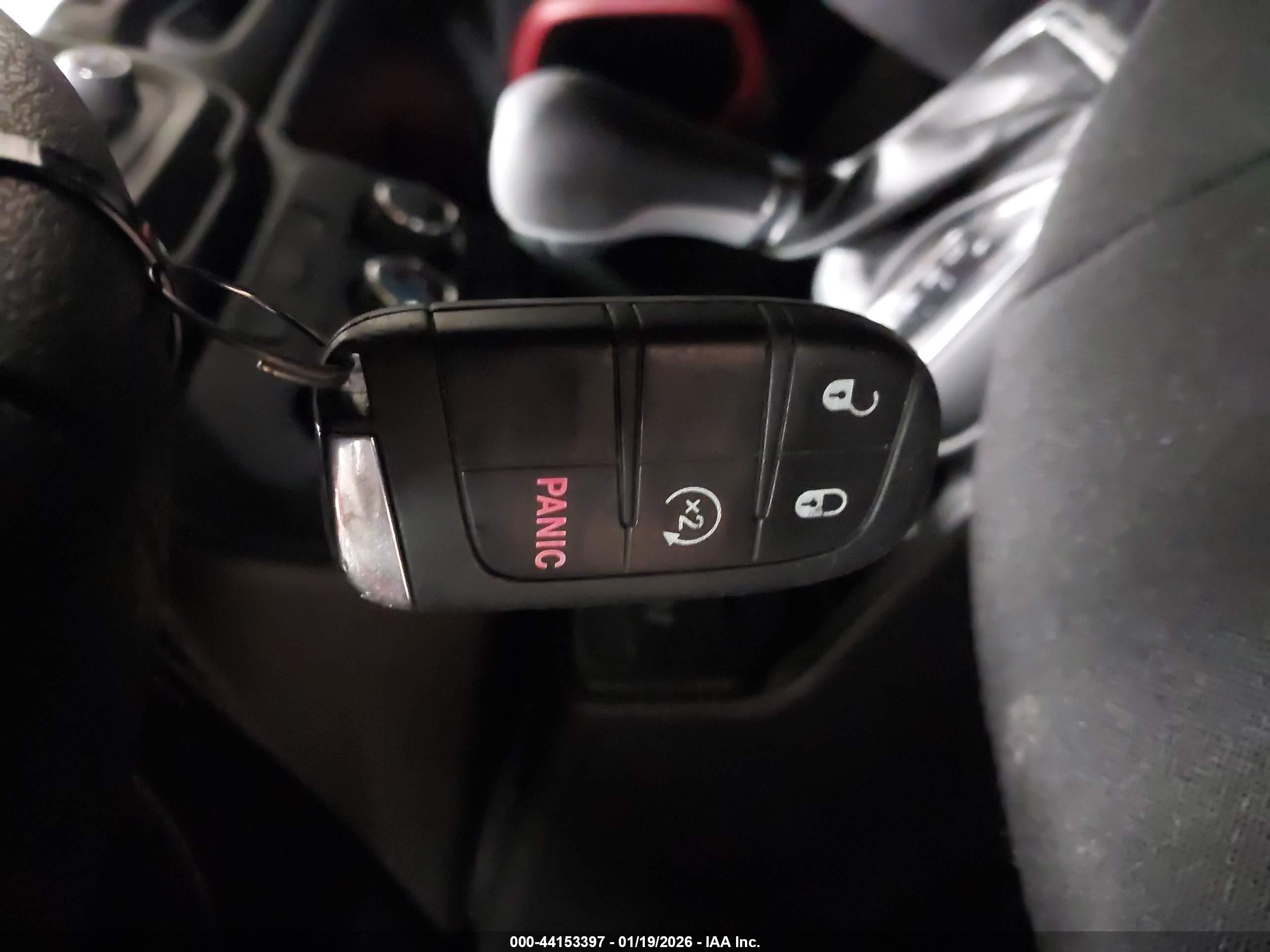 JEEP RENEGADE image 11