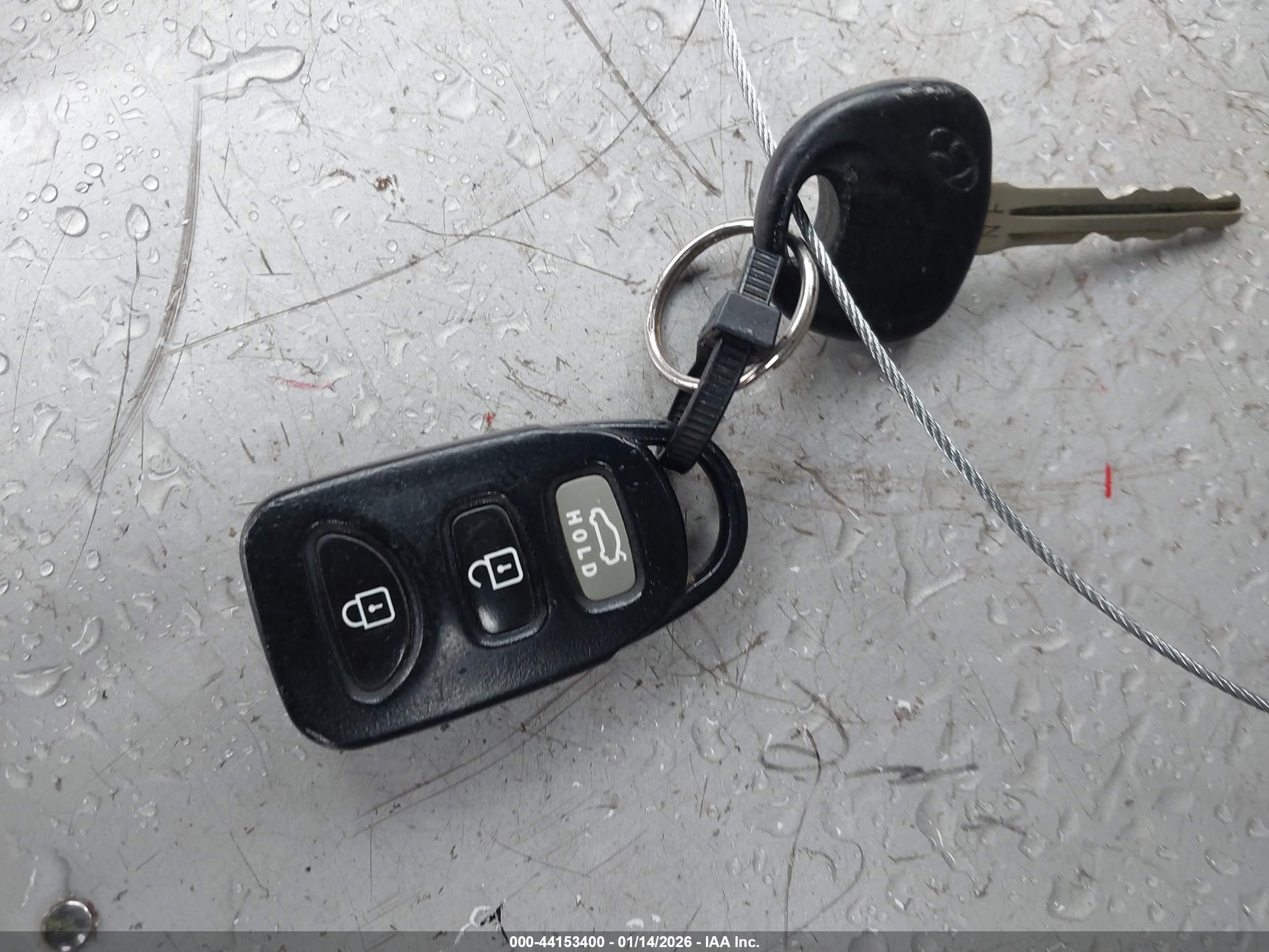 HYUNDAI SONATA image 11