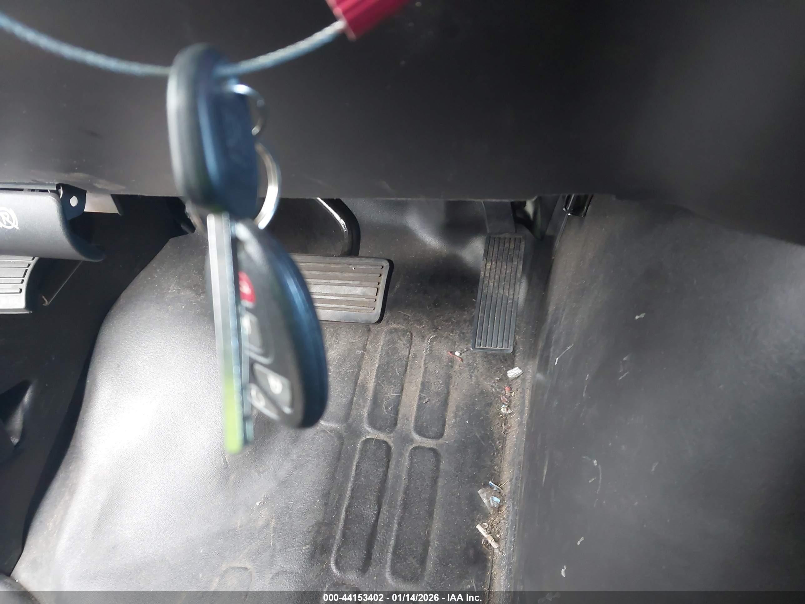 GMC SAVANA image 11