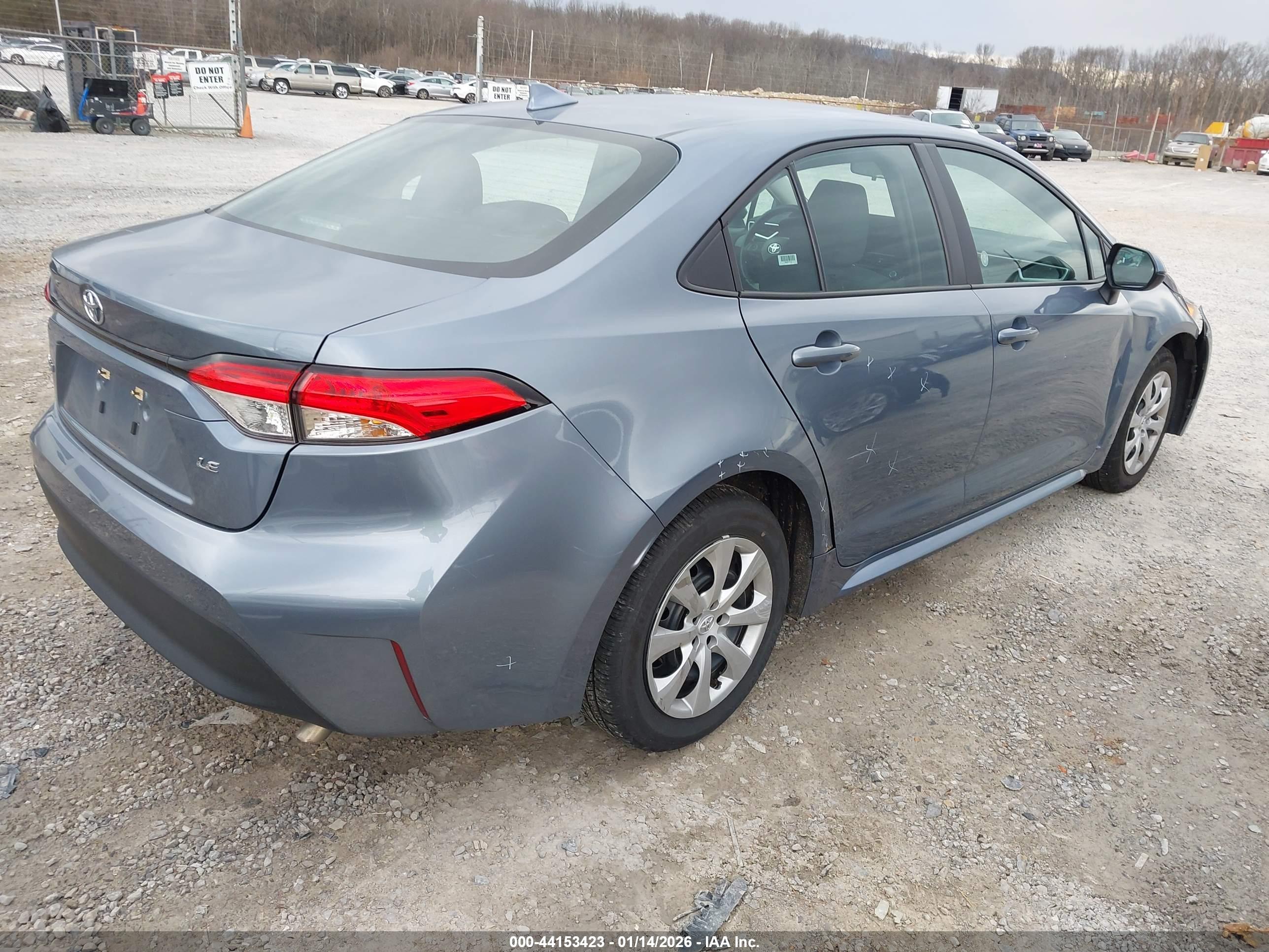 TOYOTA COROLLA image 4