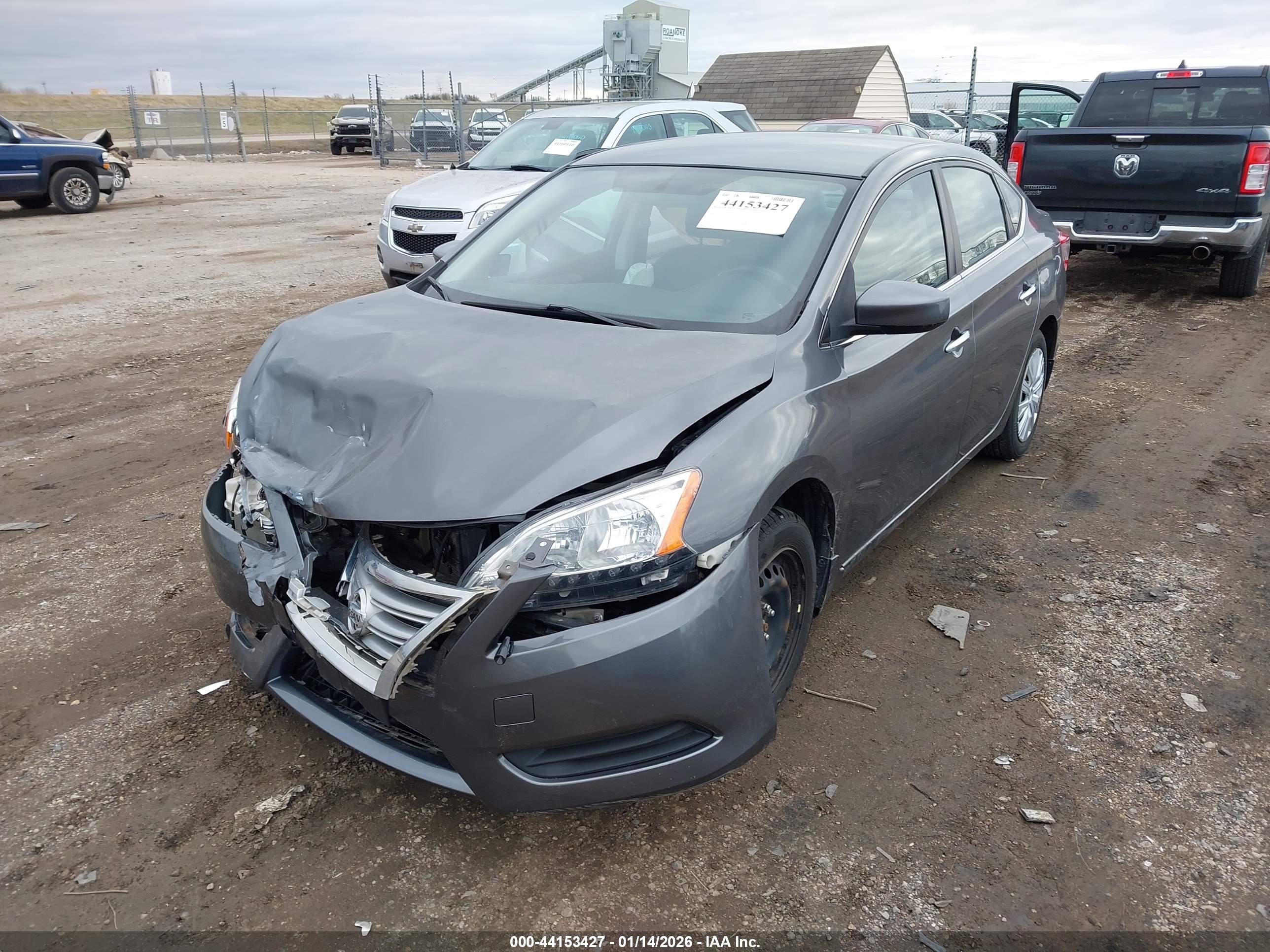 NISSAN SENTRA image 2
