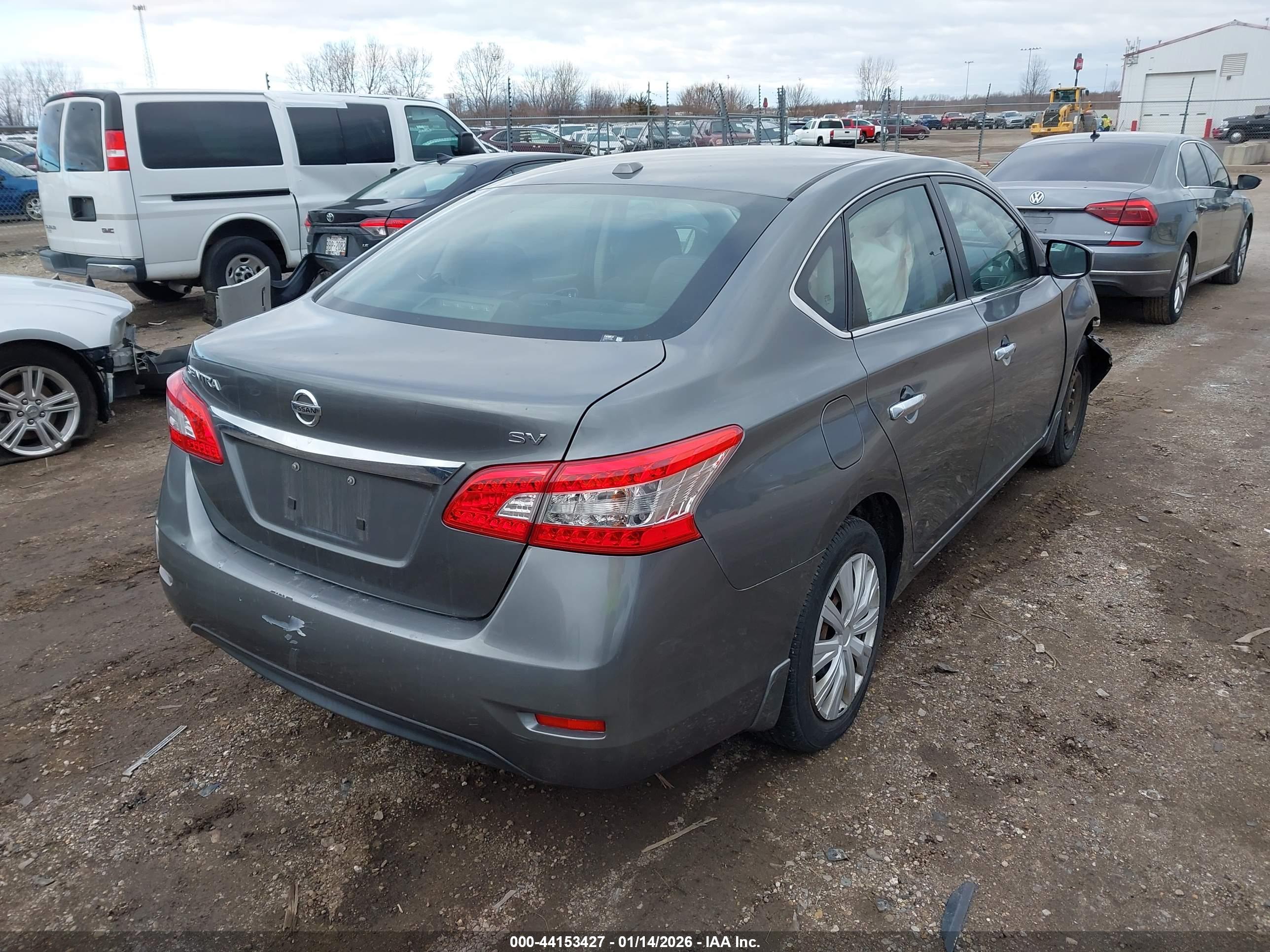 NISSAN SENTRA image 4