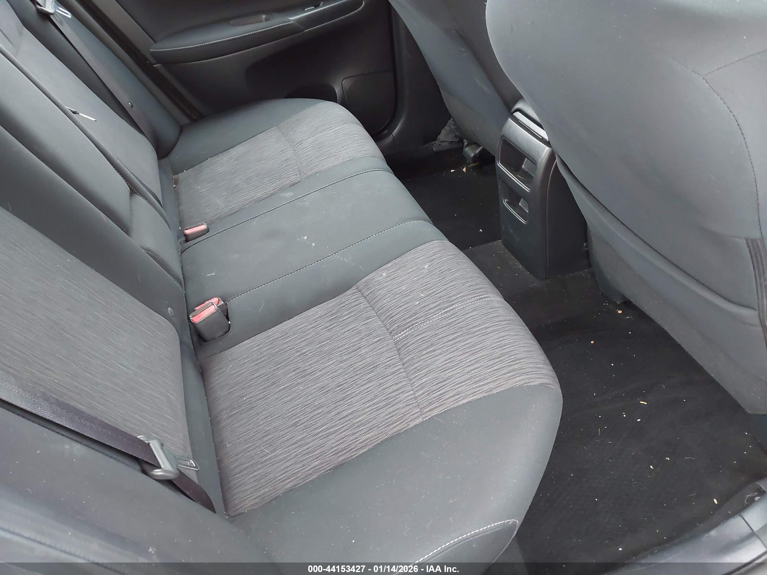 NISSAN SENTRA image 8