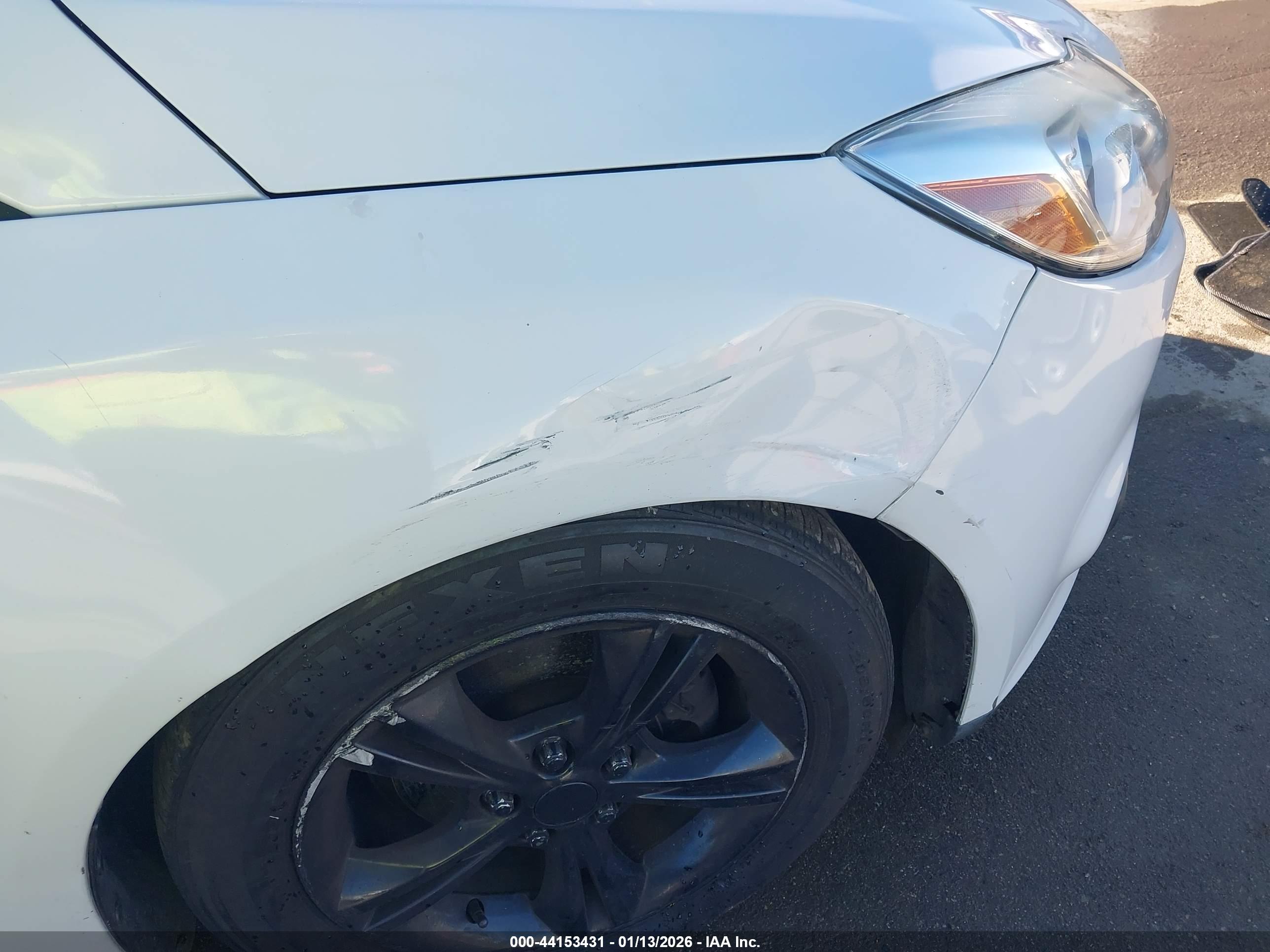 FORD FOCUS image 6