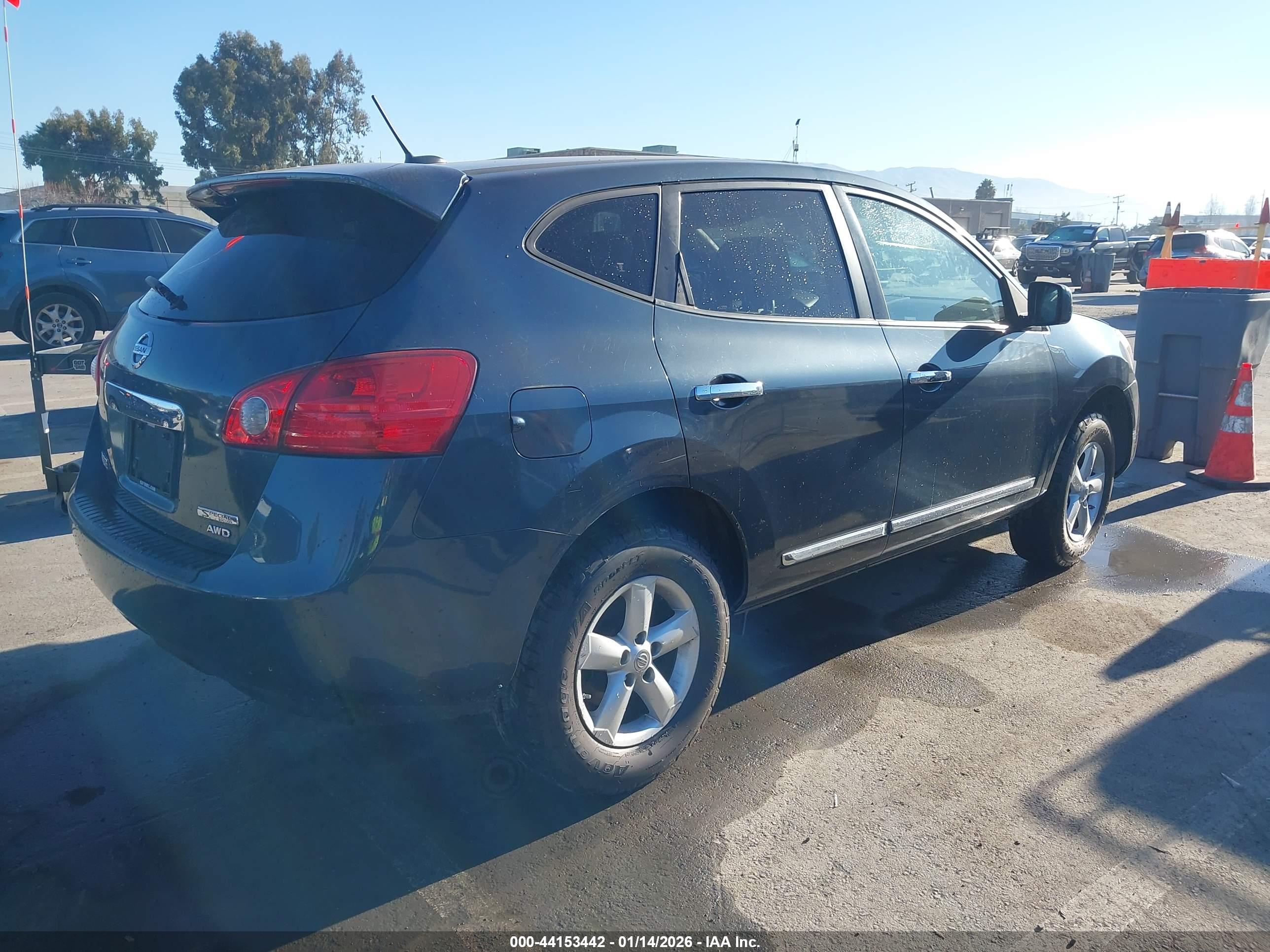 NISSAN ROGUE image 4