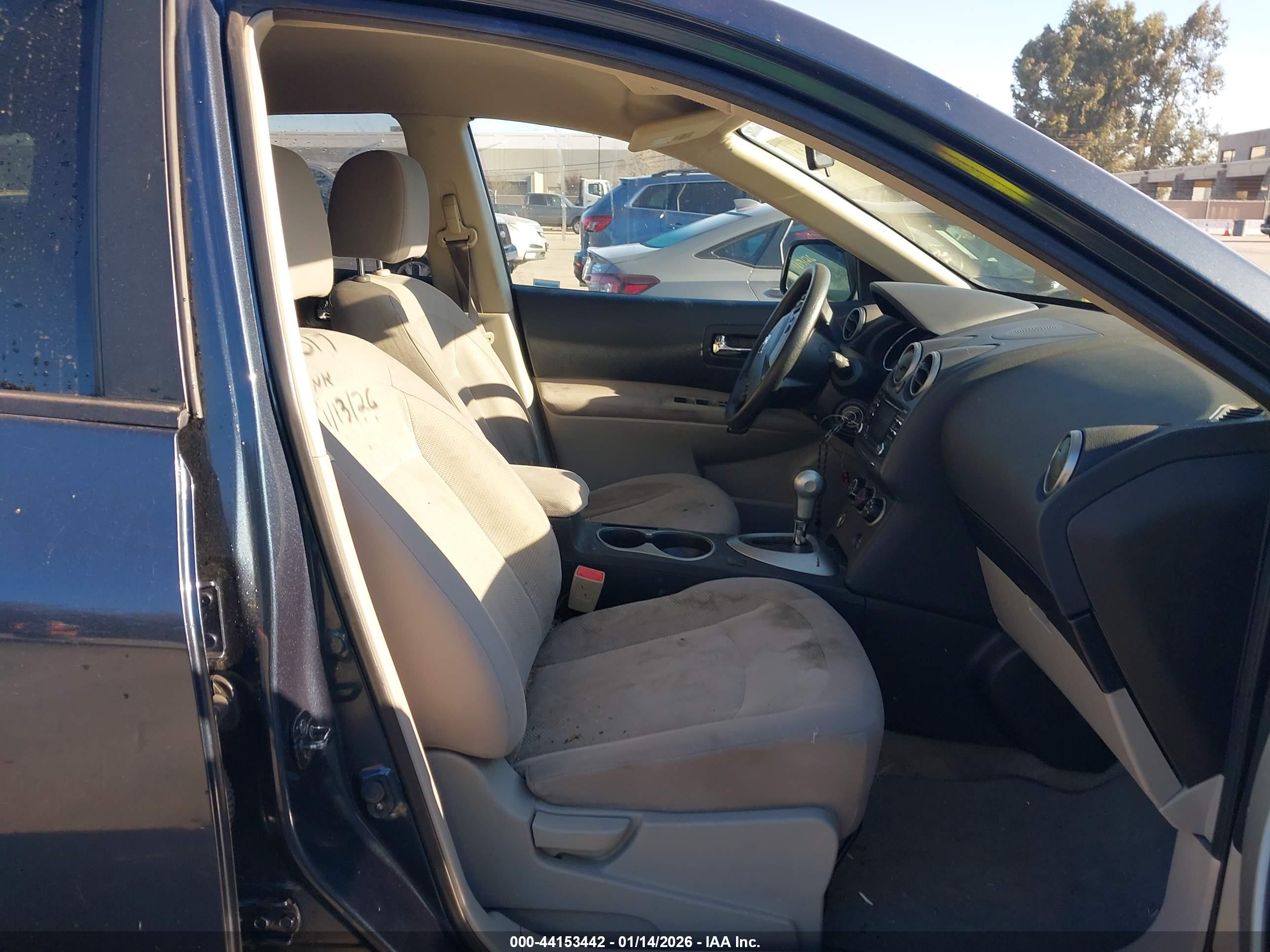 NISSAN ROGUE image 5