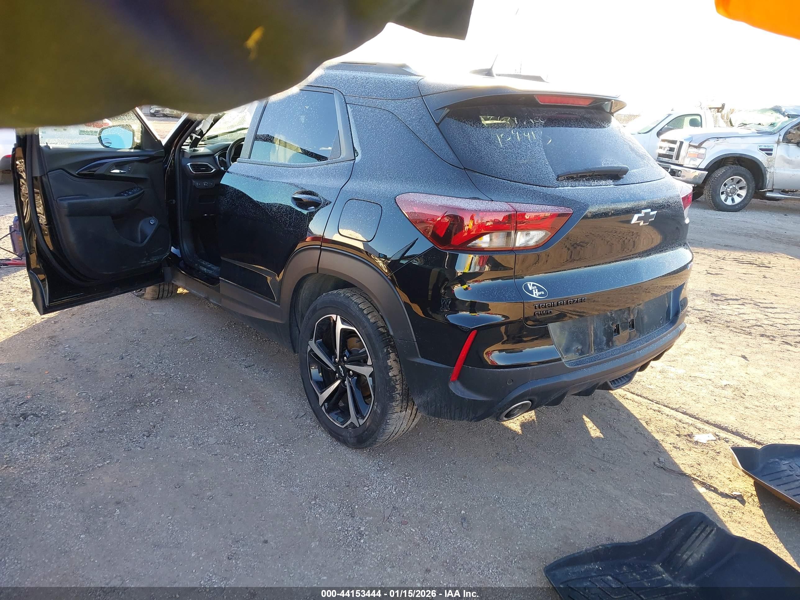 CHEVROLET TRAILBLAZER image 3