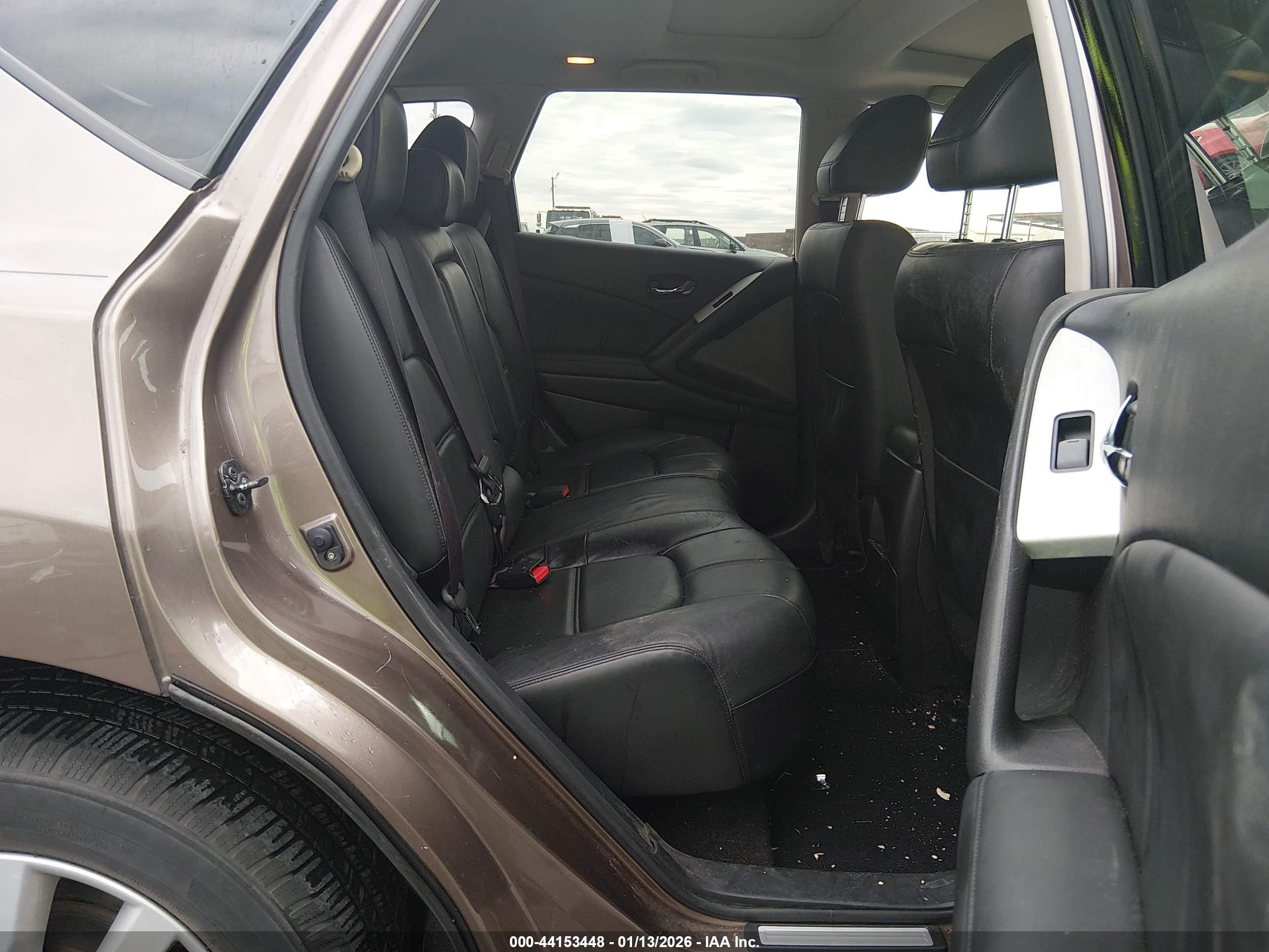 NISSAN MURANO image 8