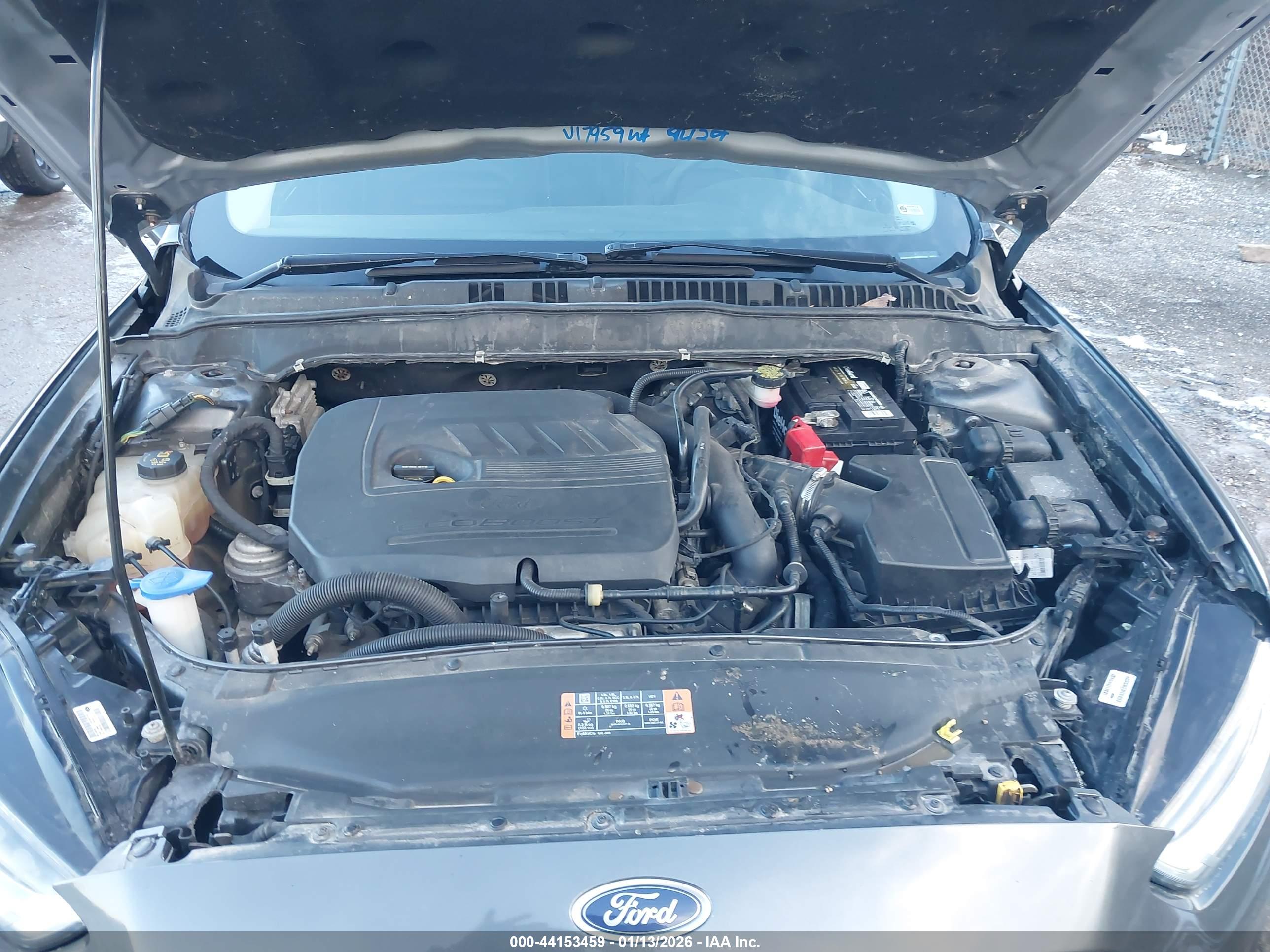 FORD FUSION image 10