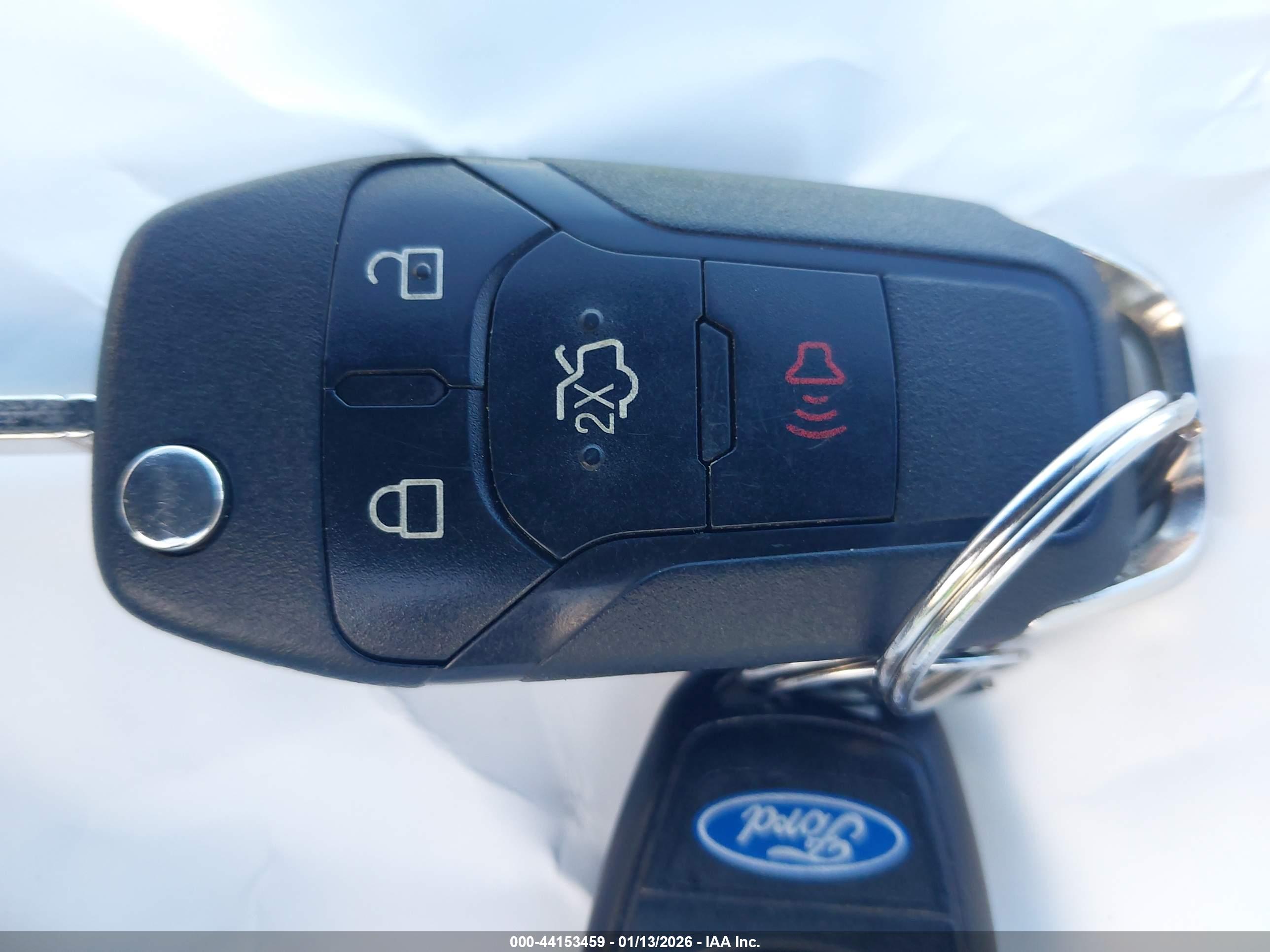 FORD FUSION image 11
