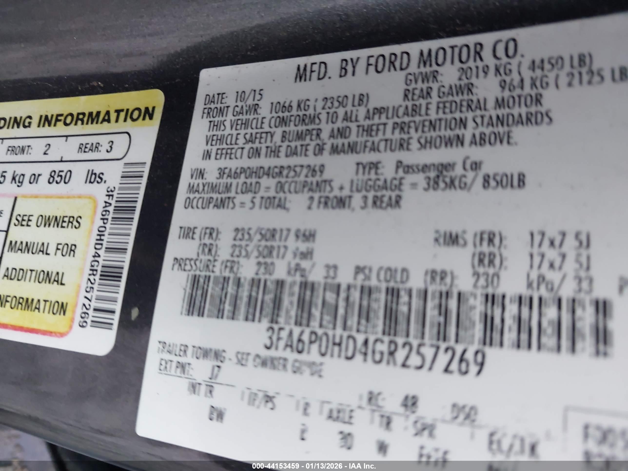 FORD FUSION image 9