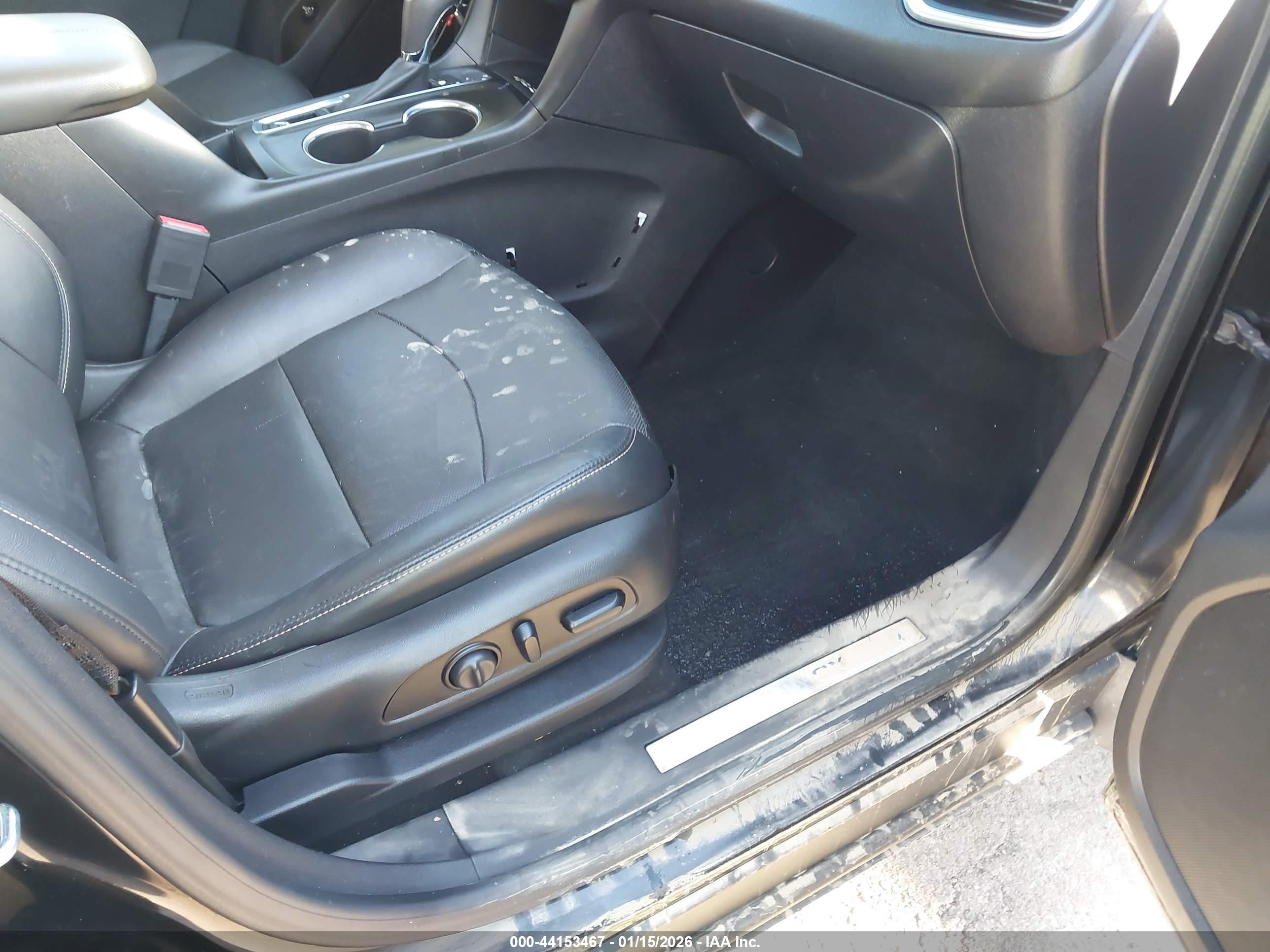 CHEVROLET EQUINOX image 6