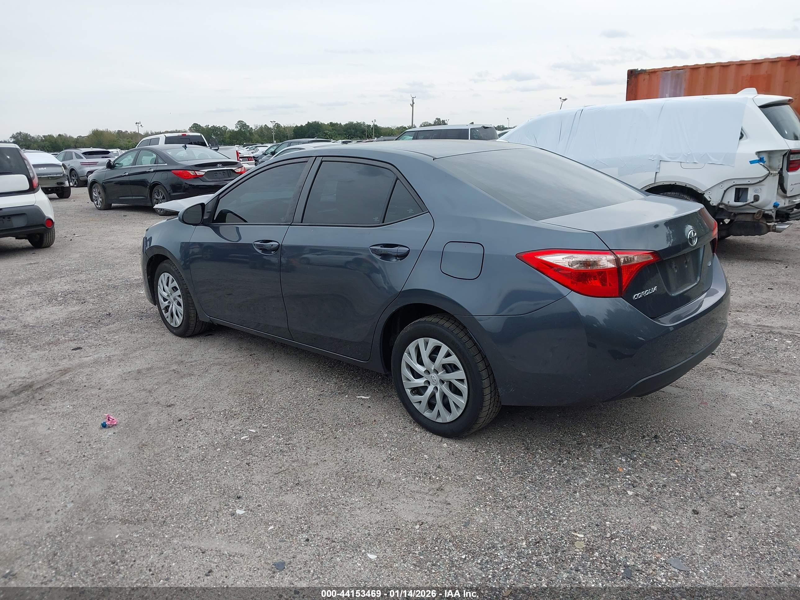 TOYOTA COROLLA image 3
