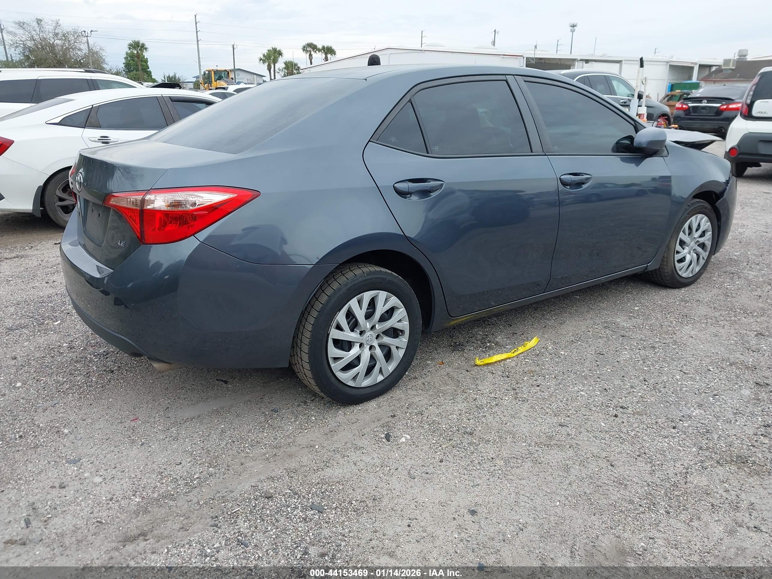 TOYOTA COROLLA image 4