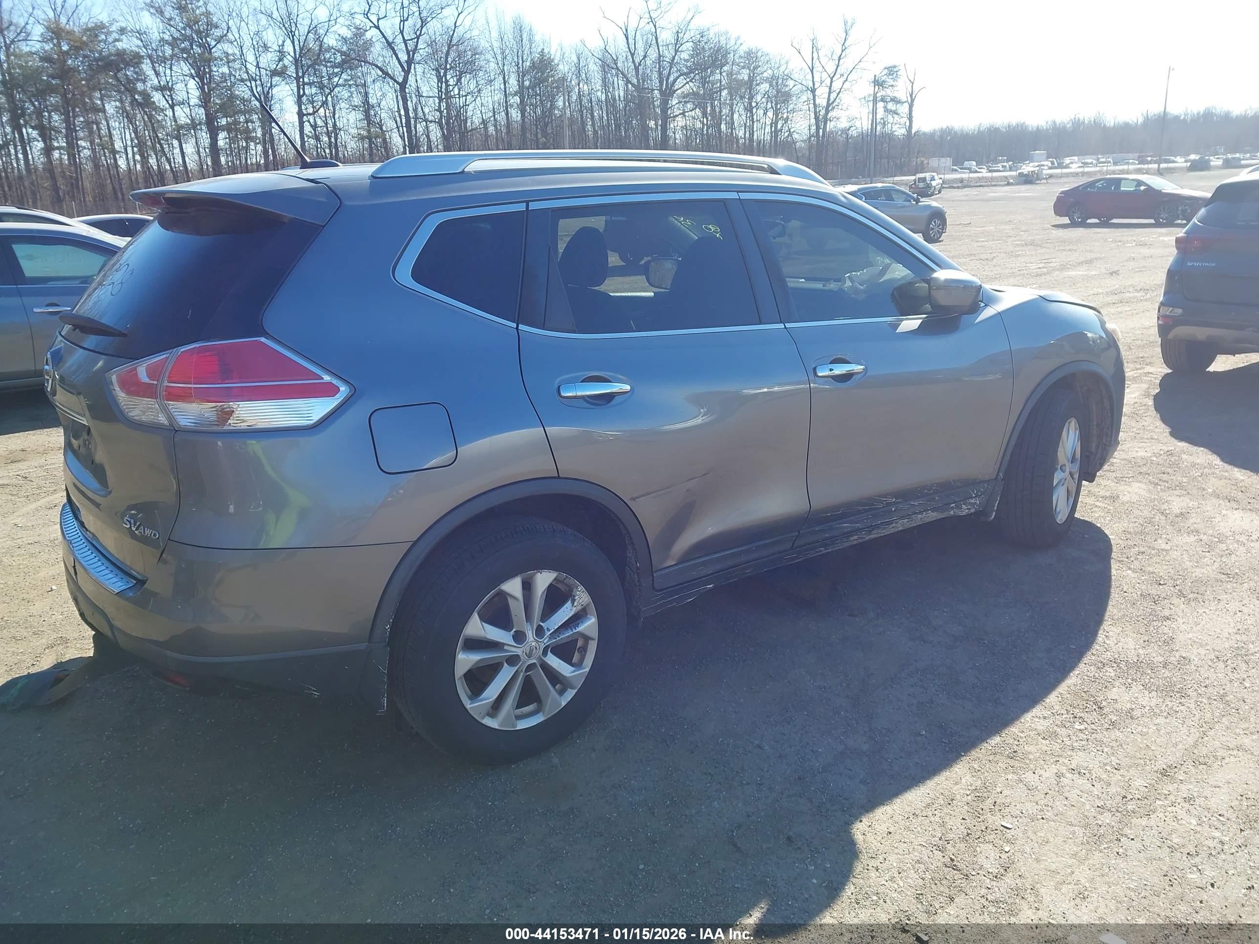 NISSAN ROGUE image 4