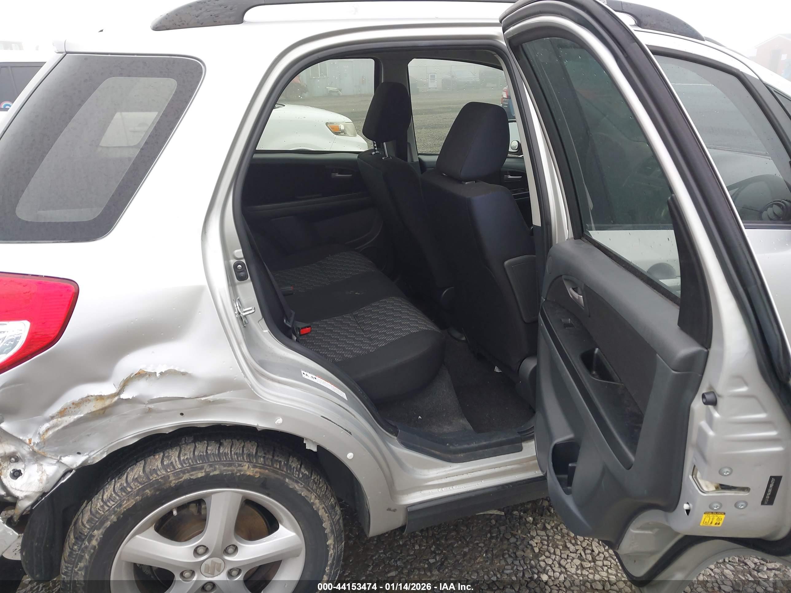 SUZUKI SX4 image 8