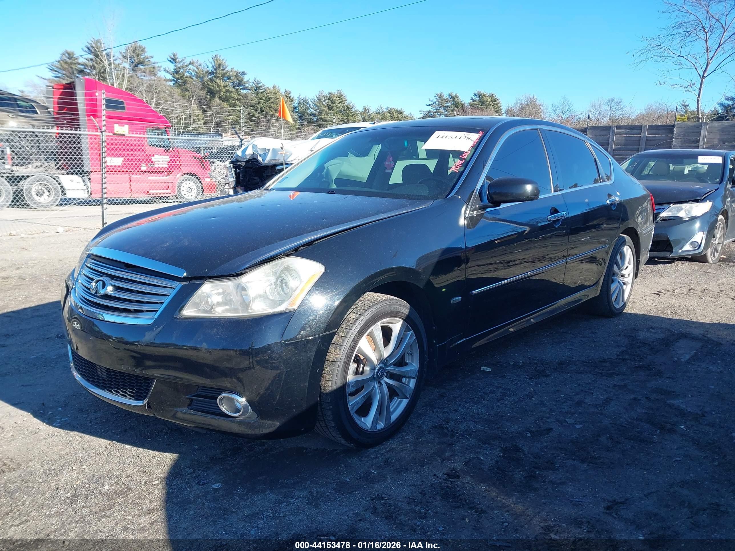 INFINITI M35X image 2